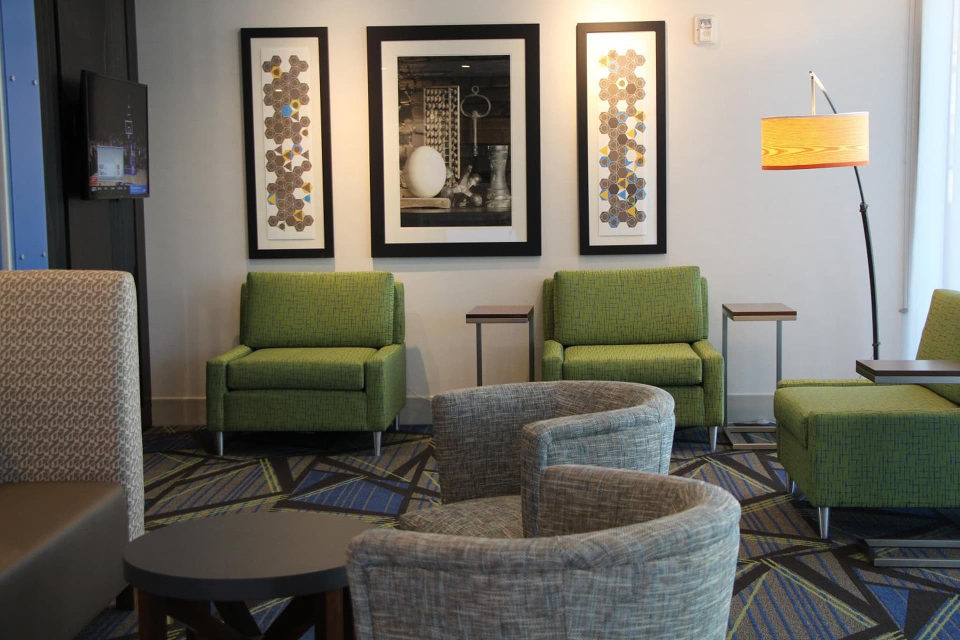 Holiday Inn Express & Suites - Phoenix - Airport North by IHG gallery photo in Phoenix, AZ — image 30