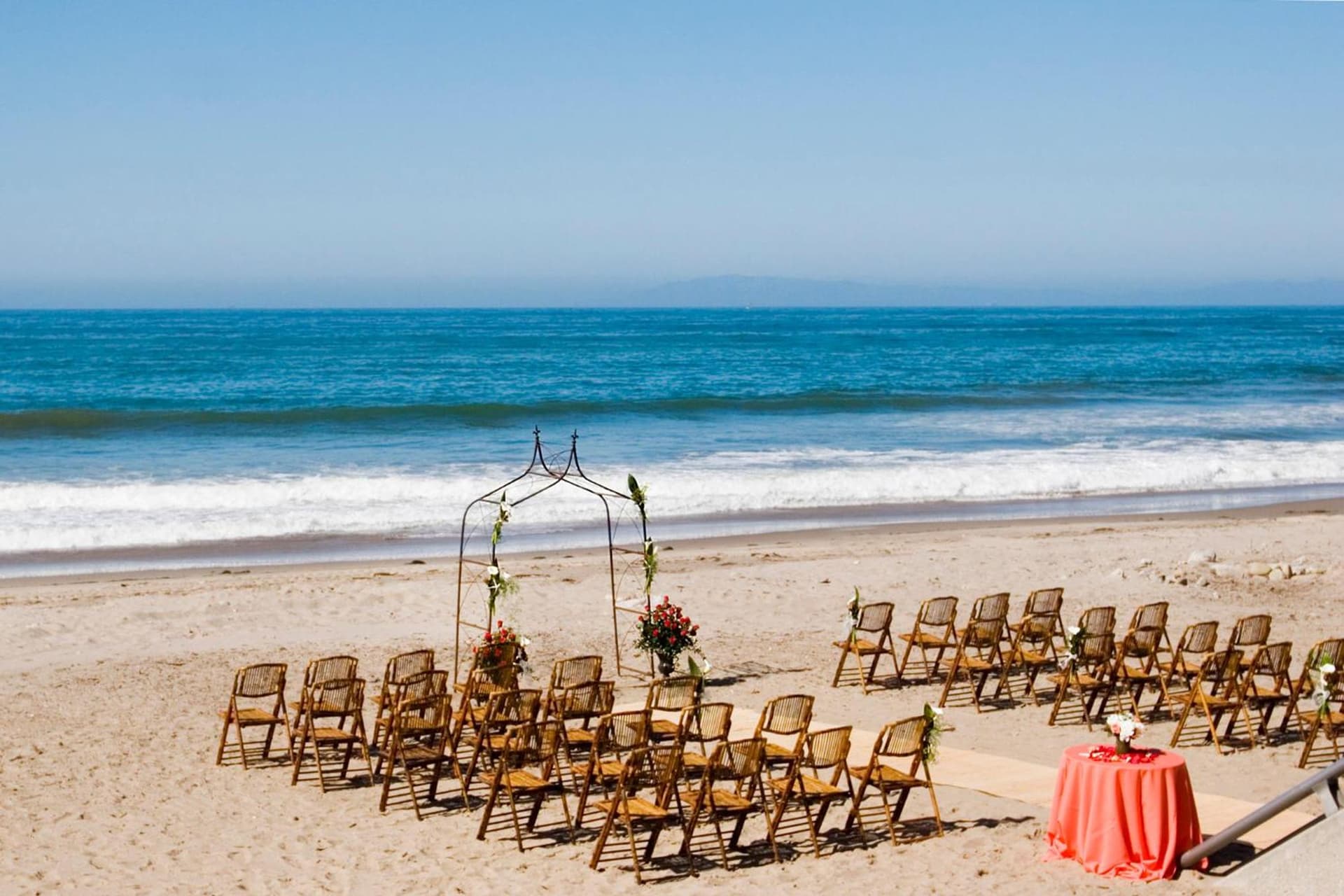 Crowne Plaza Ventura Beach by IHG gallery photo in Ventura, CA — image 98