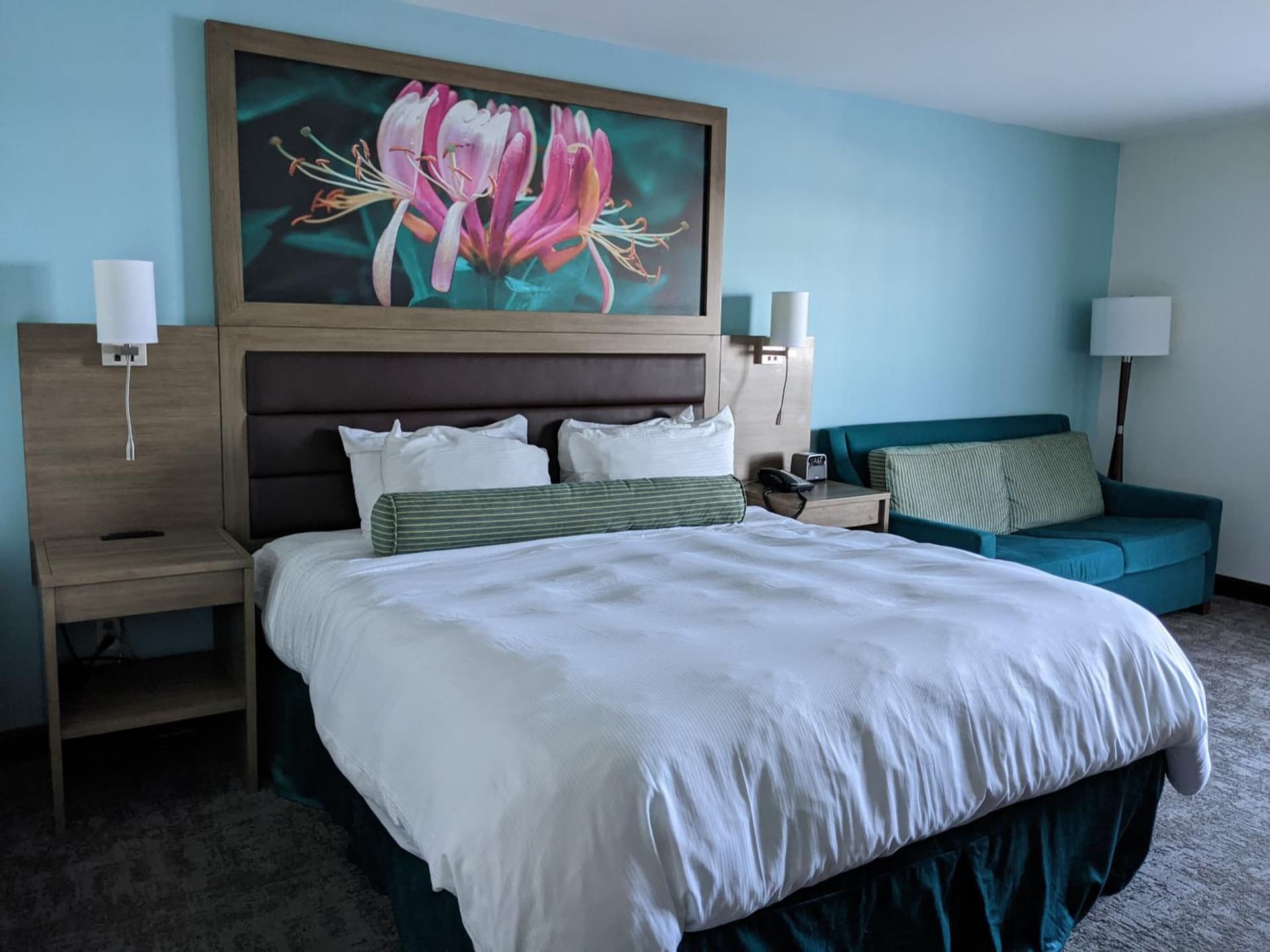 Rod 'N' Reel Resort property views in Chesapeake Beach, MD — gallery photo 3