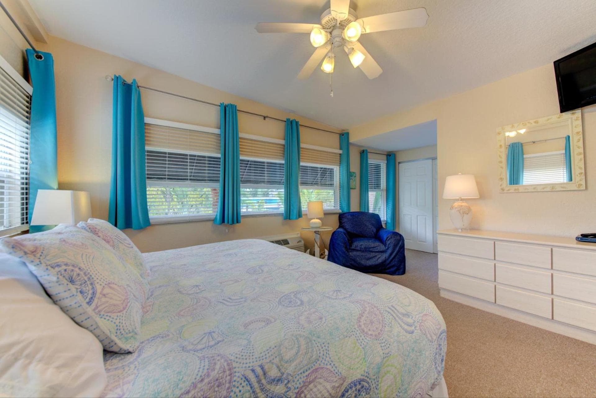 The Ringling Beach House gallery photo in Siesta Key, FL — image 179