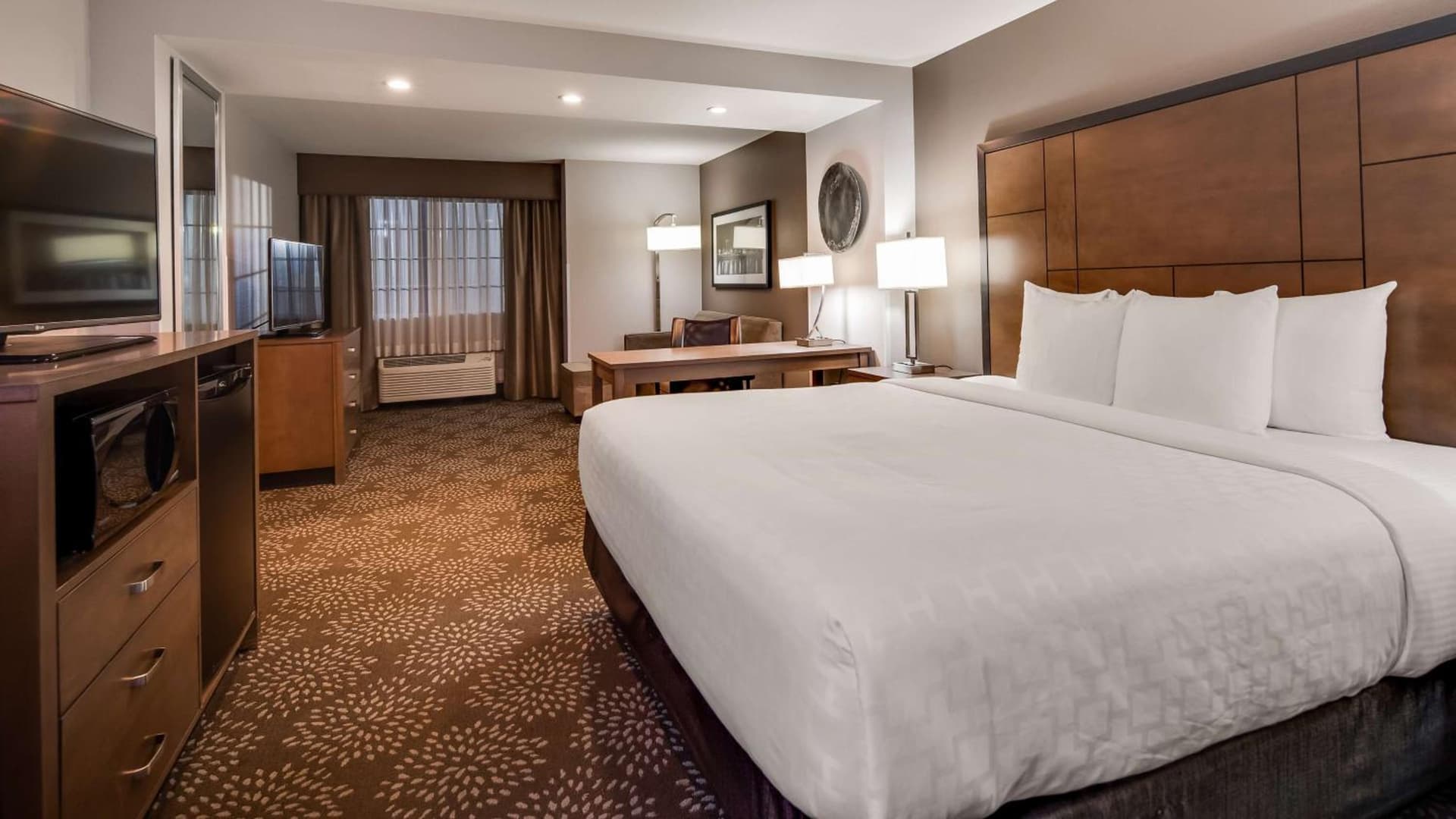 Best Western Plus Spokane North interior in Spokane, WA — gallery photo 2