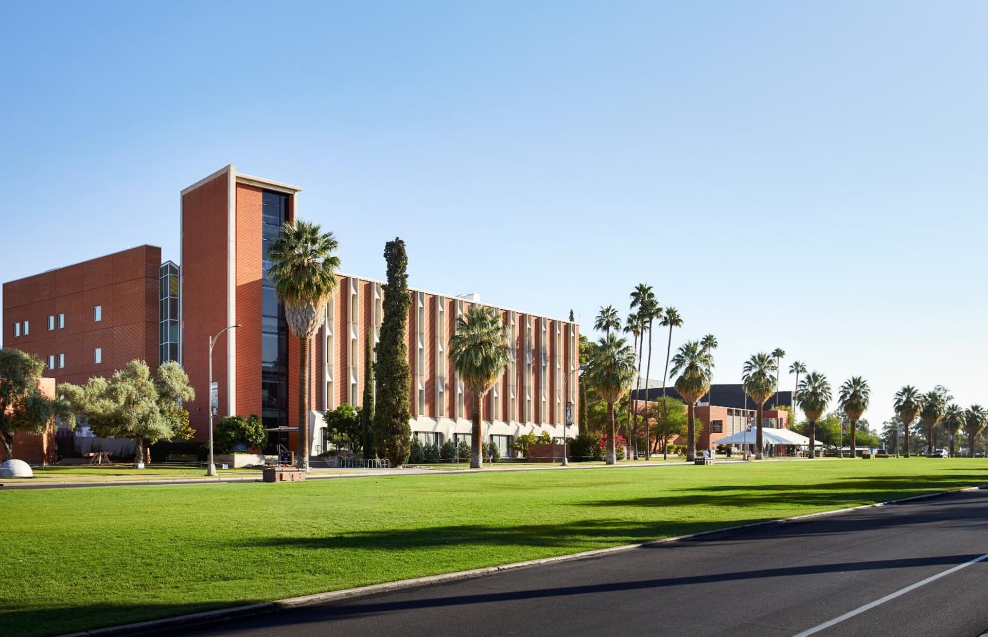 Graduate by Hilton Tucson gallery photo in Tucson, AZ — image 135