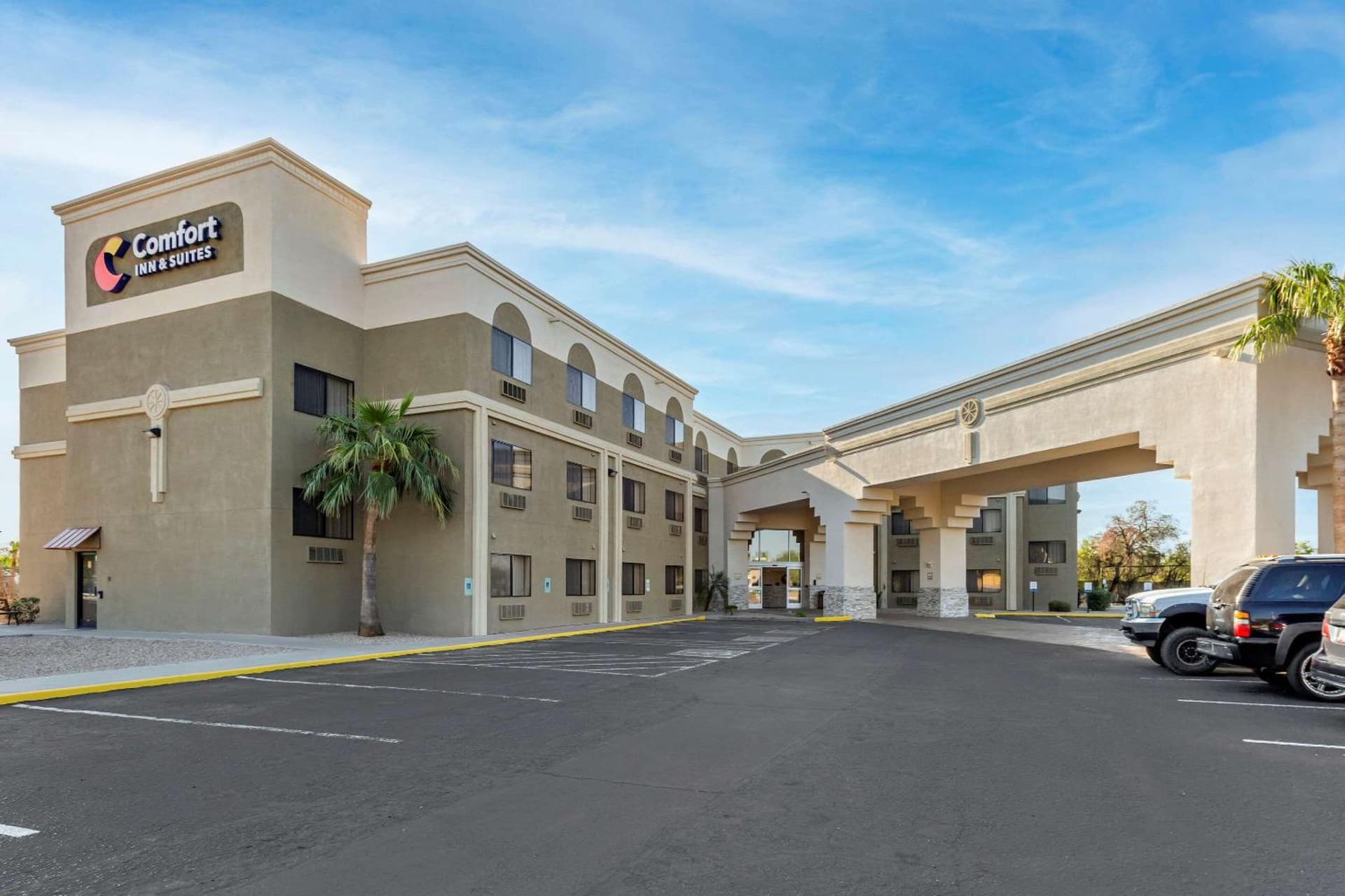Comfort Inn & Suites Surprise Near Sun City West — hotel in Surprise, Arizona