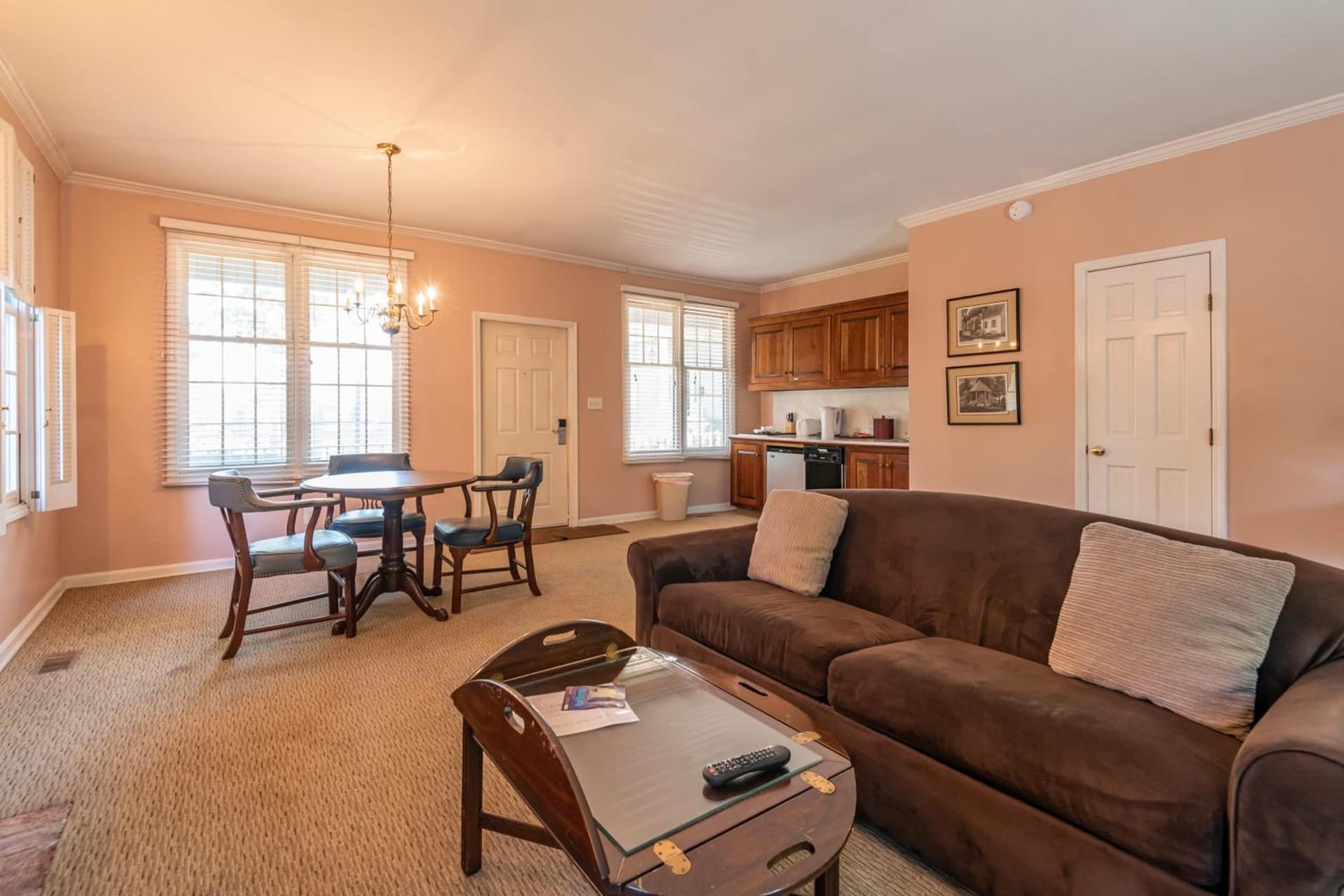 Century Suites Hotel gallery photo in Bloomington, IN — image 12