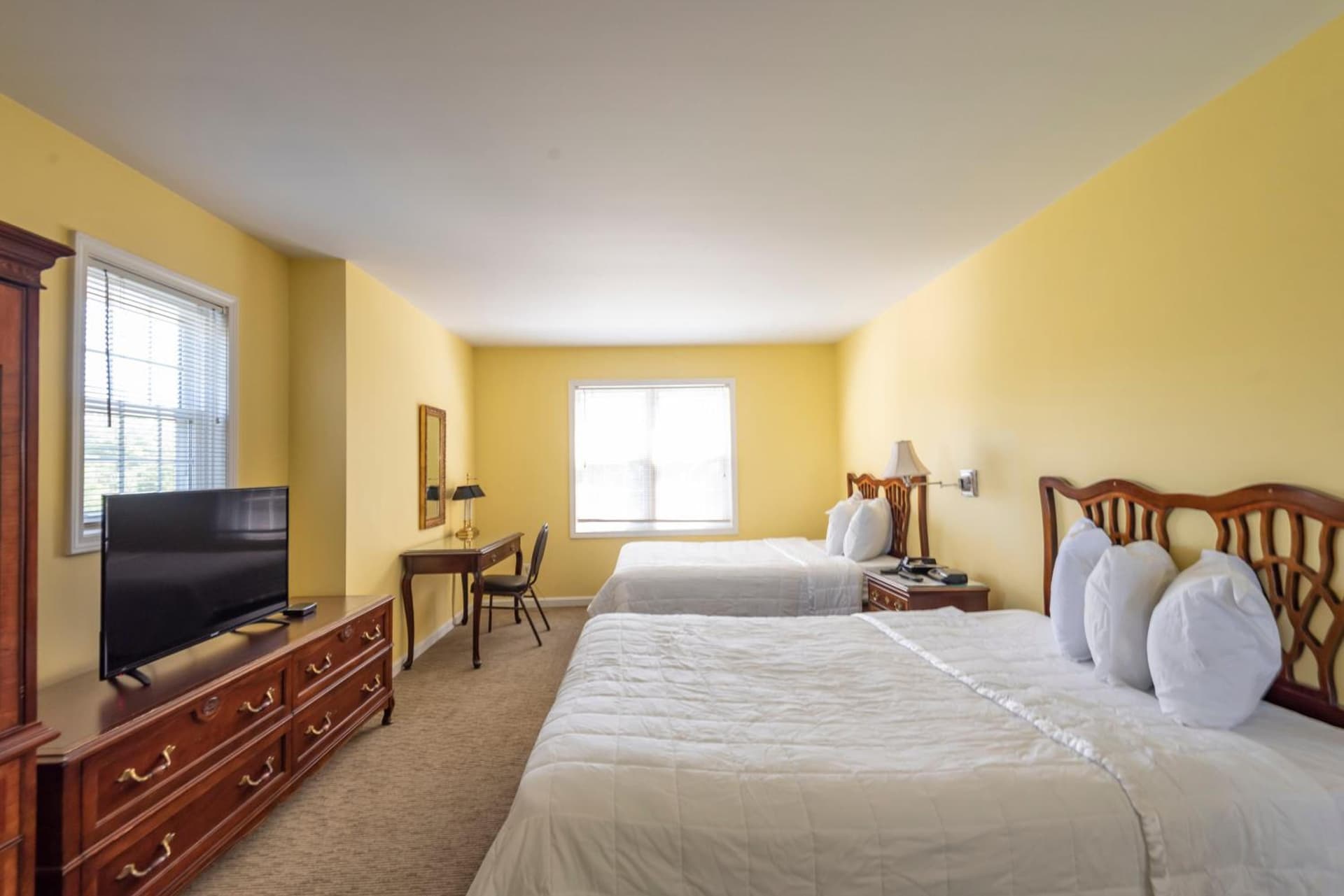 Century Suites Hotel gallery photo in Bloomington, IN — image 66