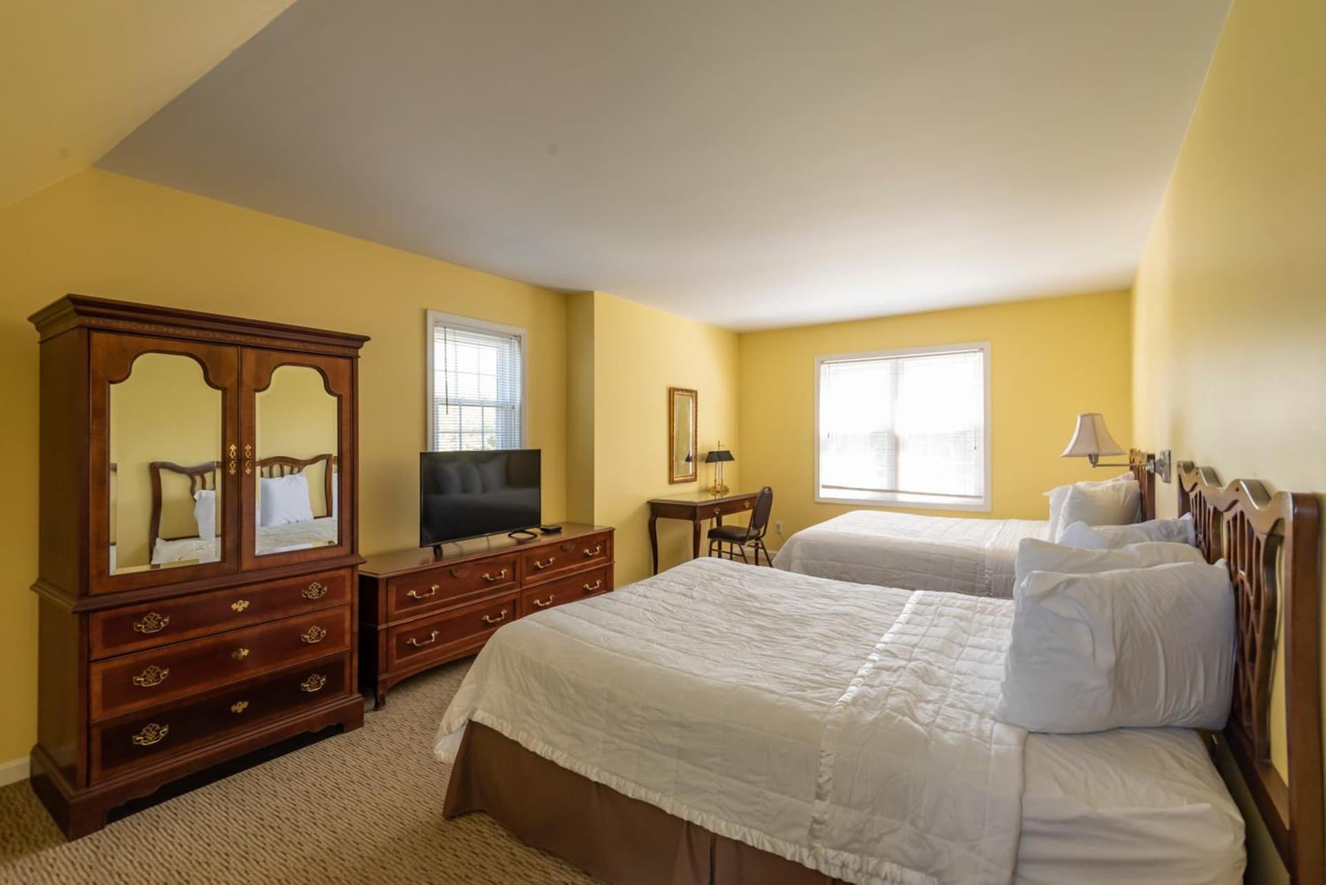 Century Suites Hotel gallery photo in Bloomington, IN — image 25