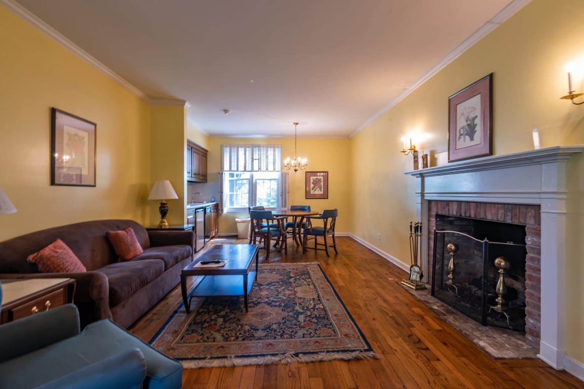 Century Suites Hotel gallery photo in Bloomington, IN — image 83