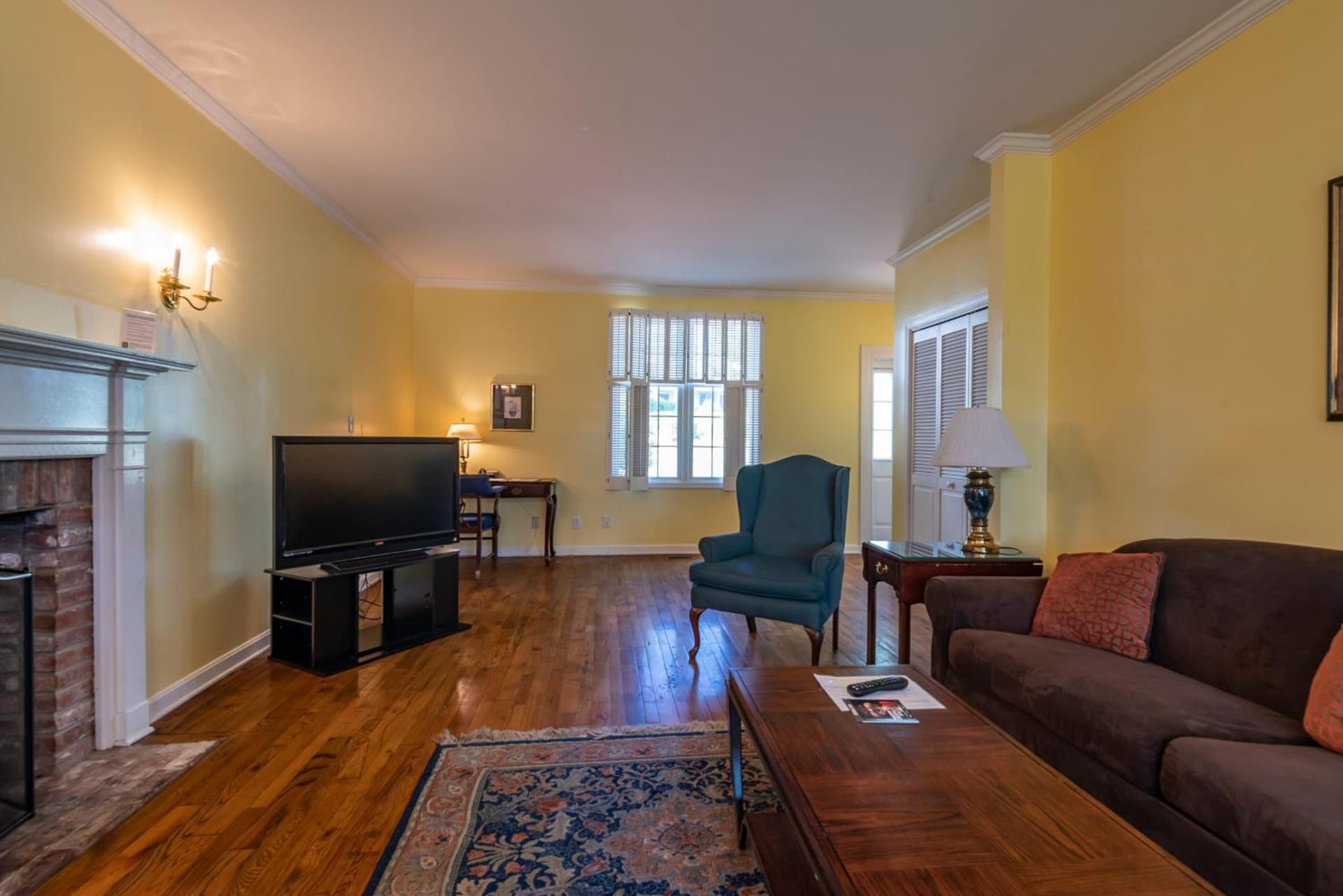 Century Suites Hotel gallery photo in Bloomington, IN — image 41
