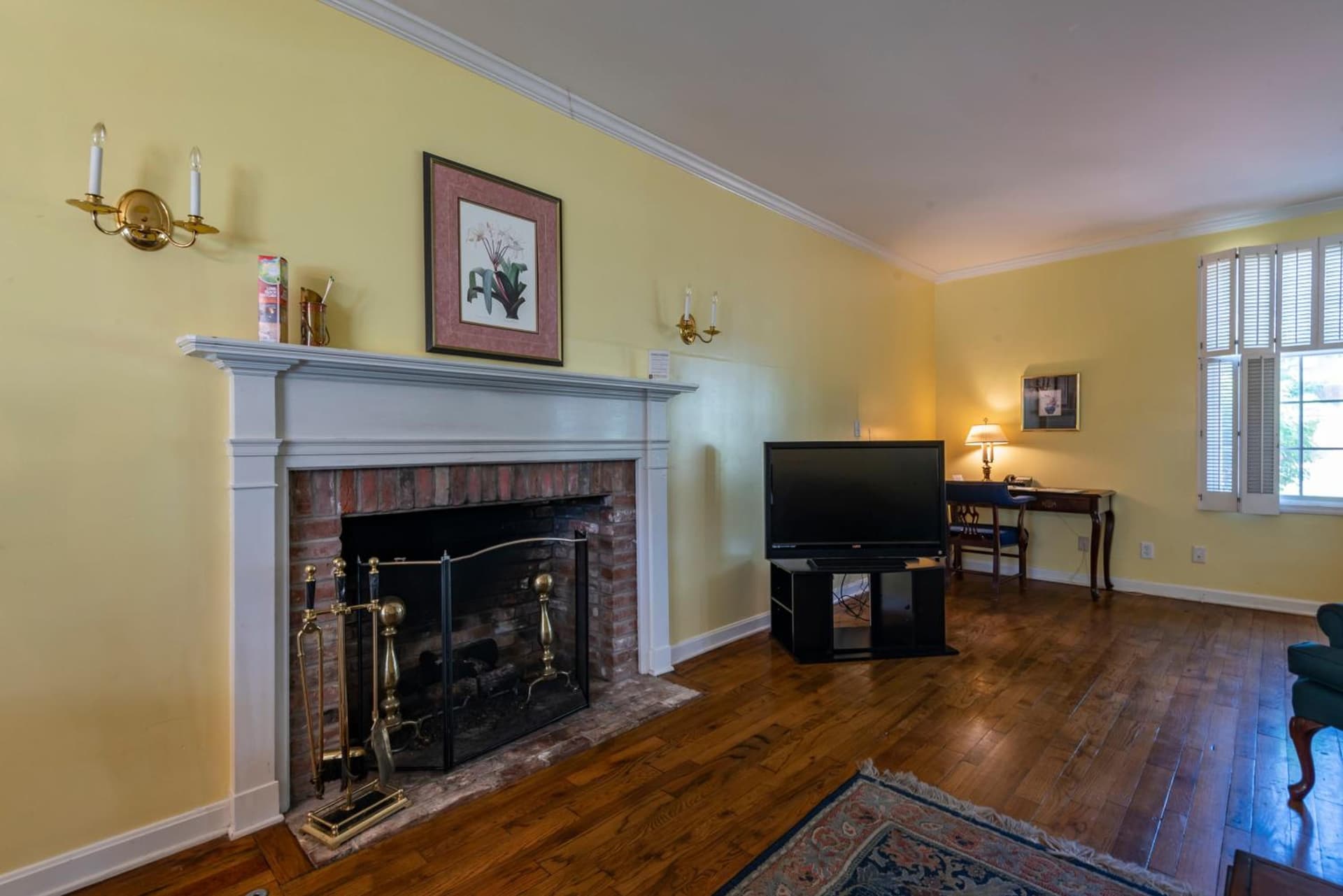 Century Suites Hotel gallery photo in Bloomington, IN — image 52