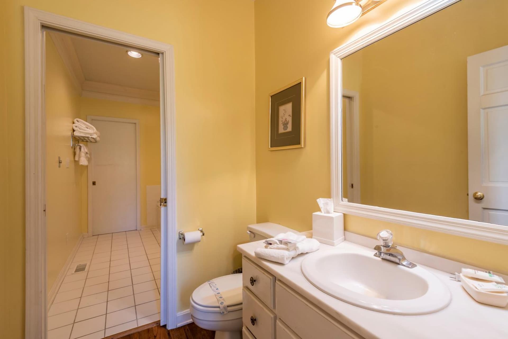 Century Suites Hotel gallery photo in Bloomington, IN — image 62