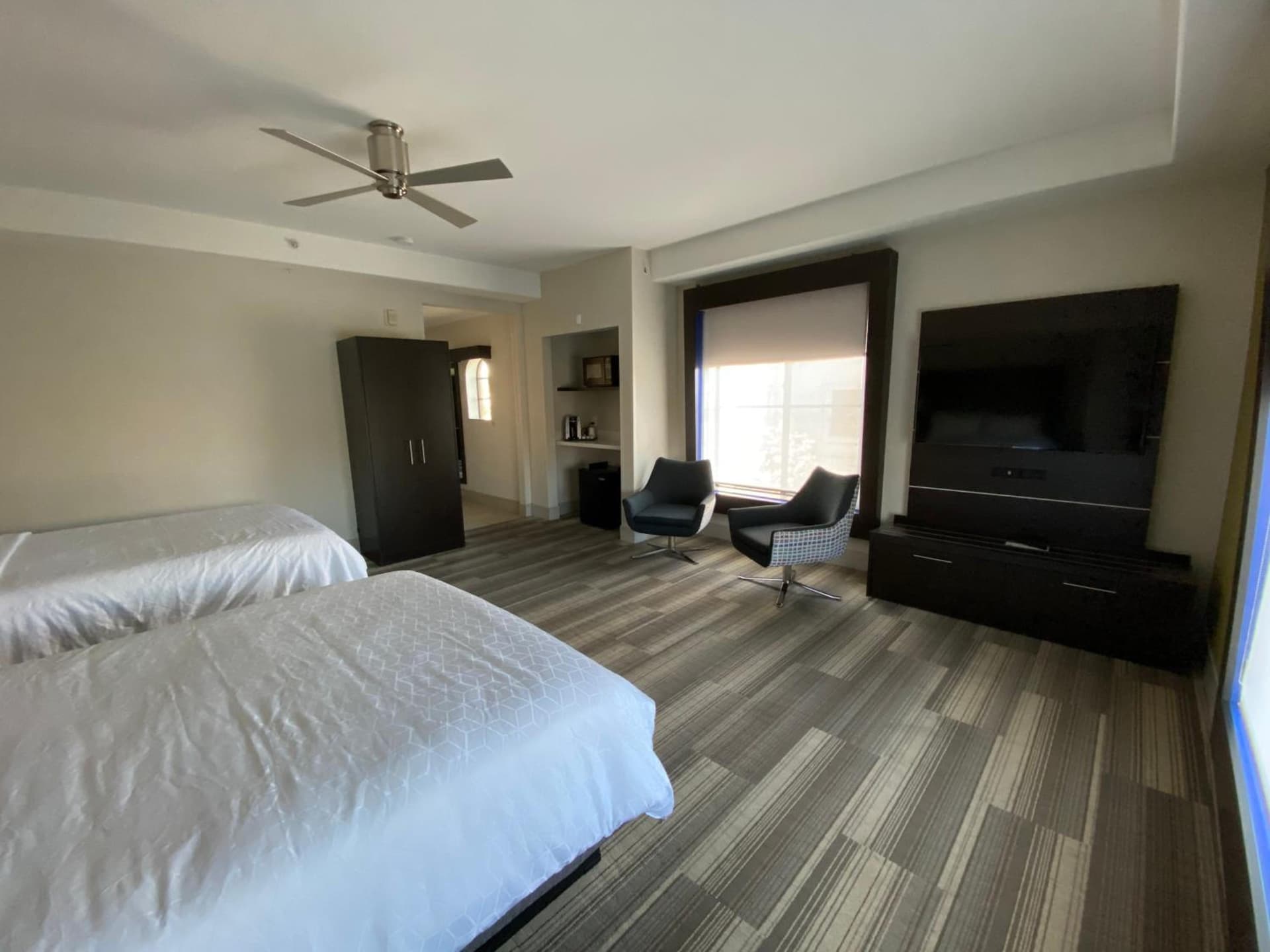 Holiday Inn Express Hotel & Suites El Dorado Hills by IHG gallery photo in El Dorado Hills, CA — image 30
