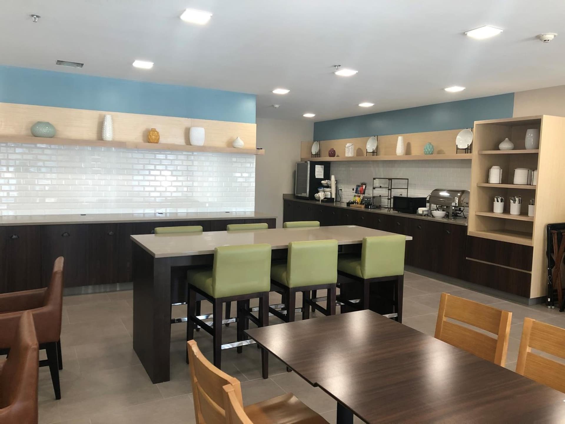 Country Inn & Suites by Radisson, Stone Mountain, GA gallery photo in Stone Mountain, GA — image 60