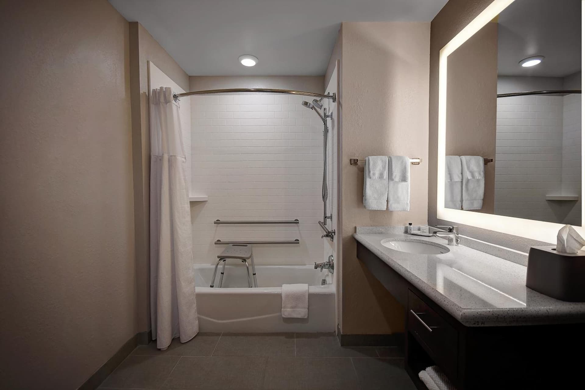 Staybridge Suites - Holland by IHG gallery photo in Holland, MI — image 8