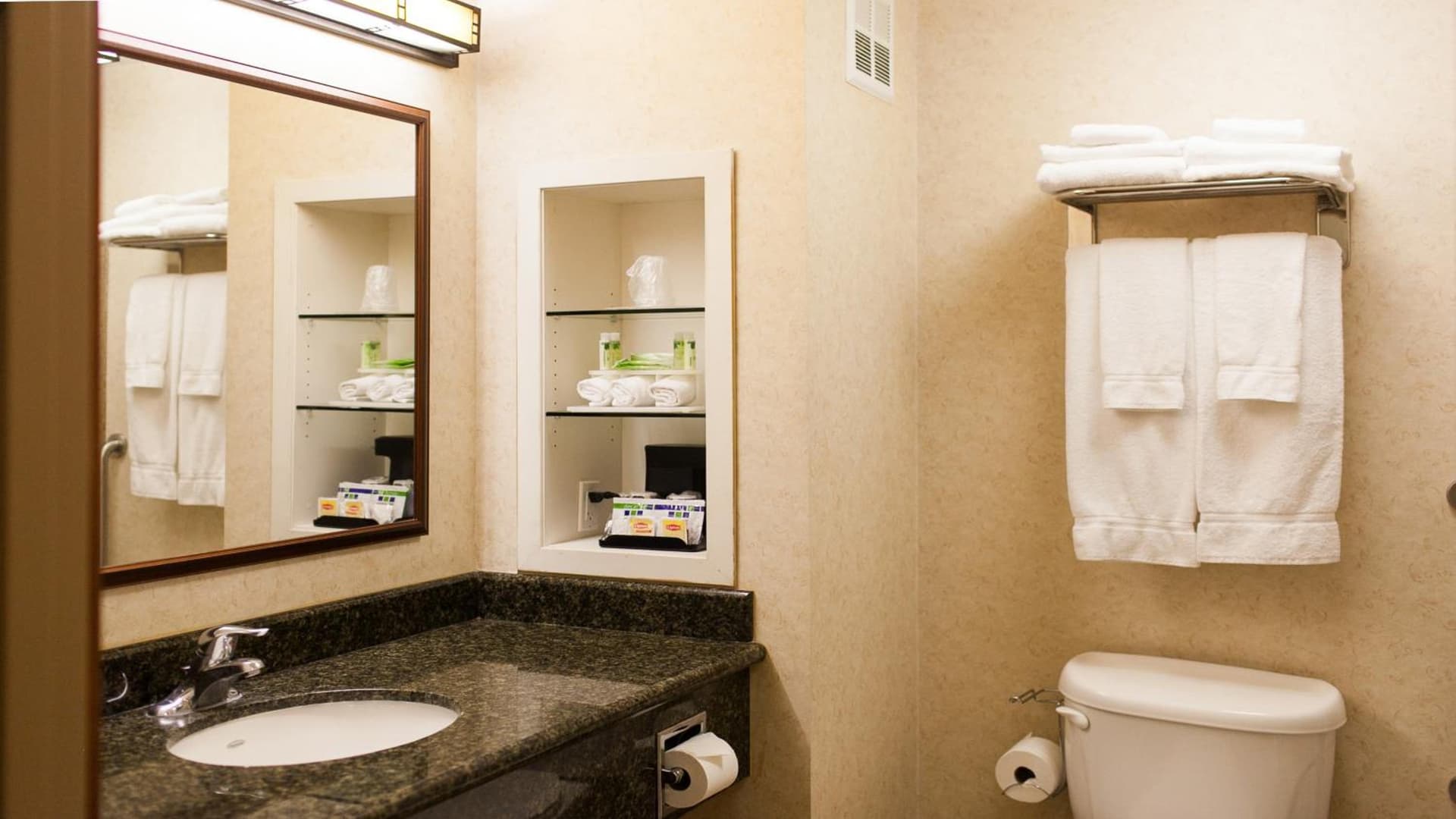 Holiday Inn Express Turlock by IHG gallery photo in Turlock, CA — image 49