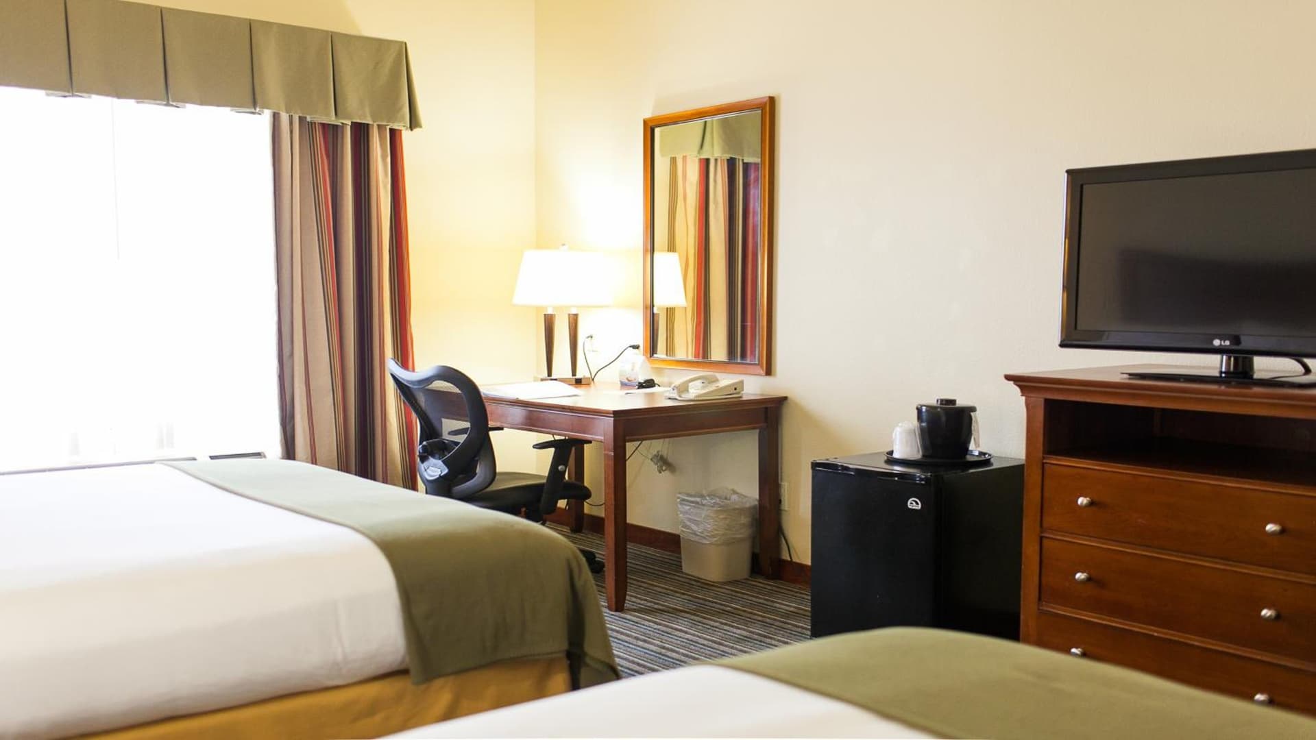 Holiday Inn Express Turlock by IHG gallery photo in Turlock, CA — image 35