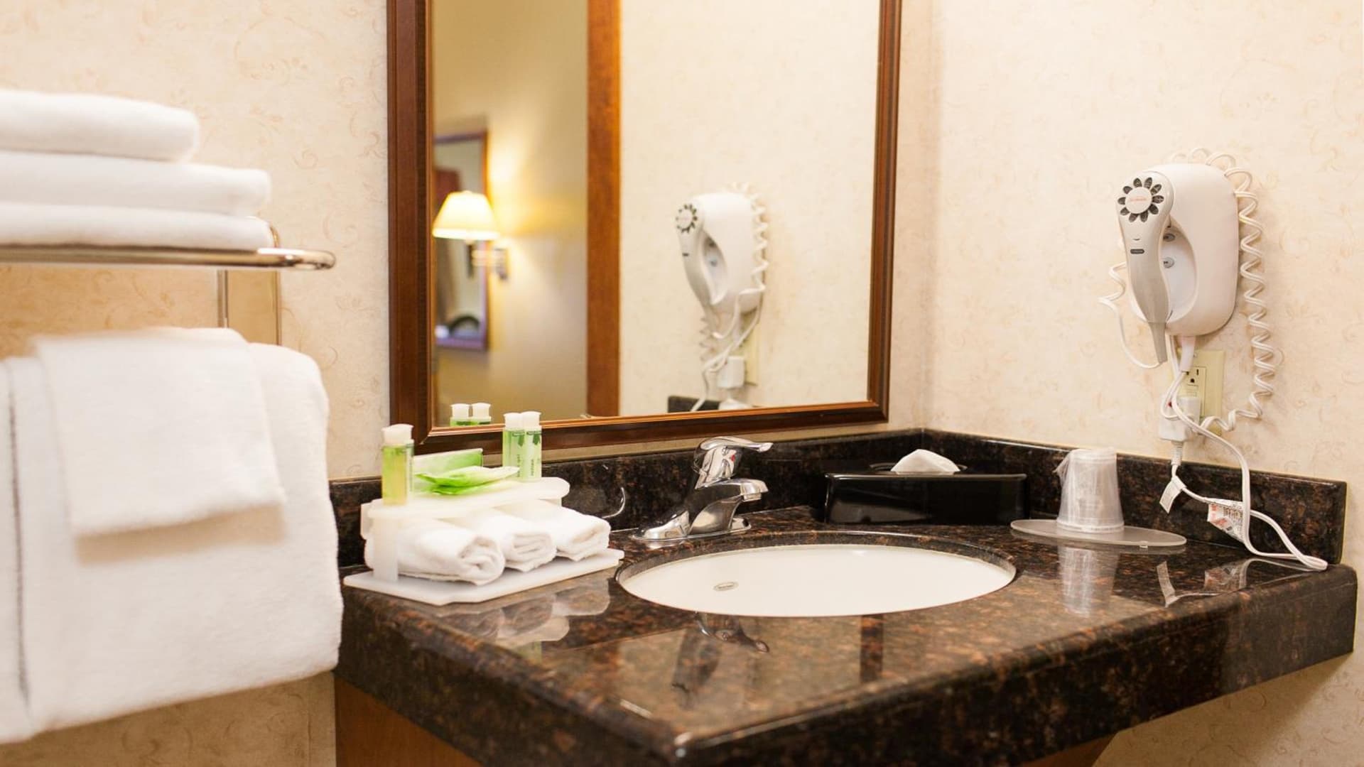 Holiday Inn Express Turlock by IHG gallery photo in Turlock, CA — image 52