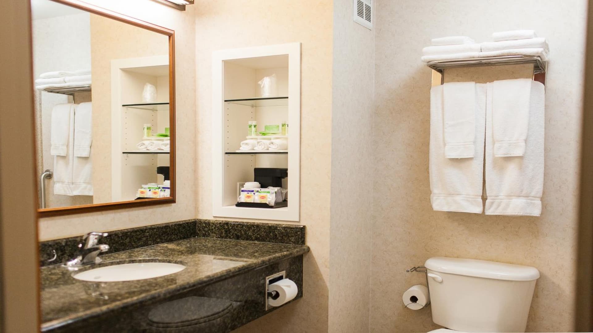 Holiday Inn Express Turlock by IHG gallery photo in Turlock, CA — image 16