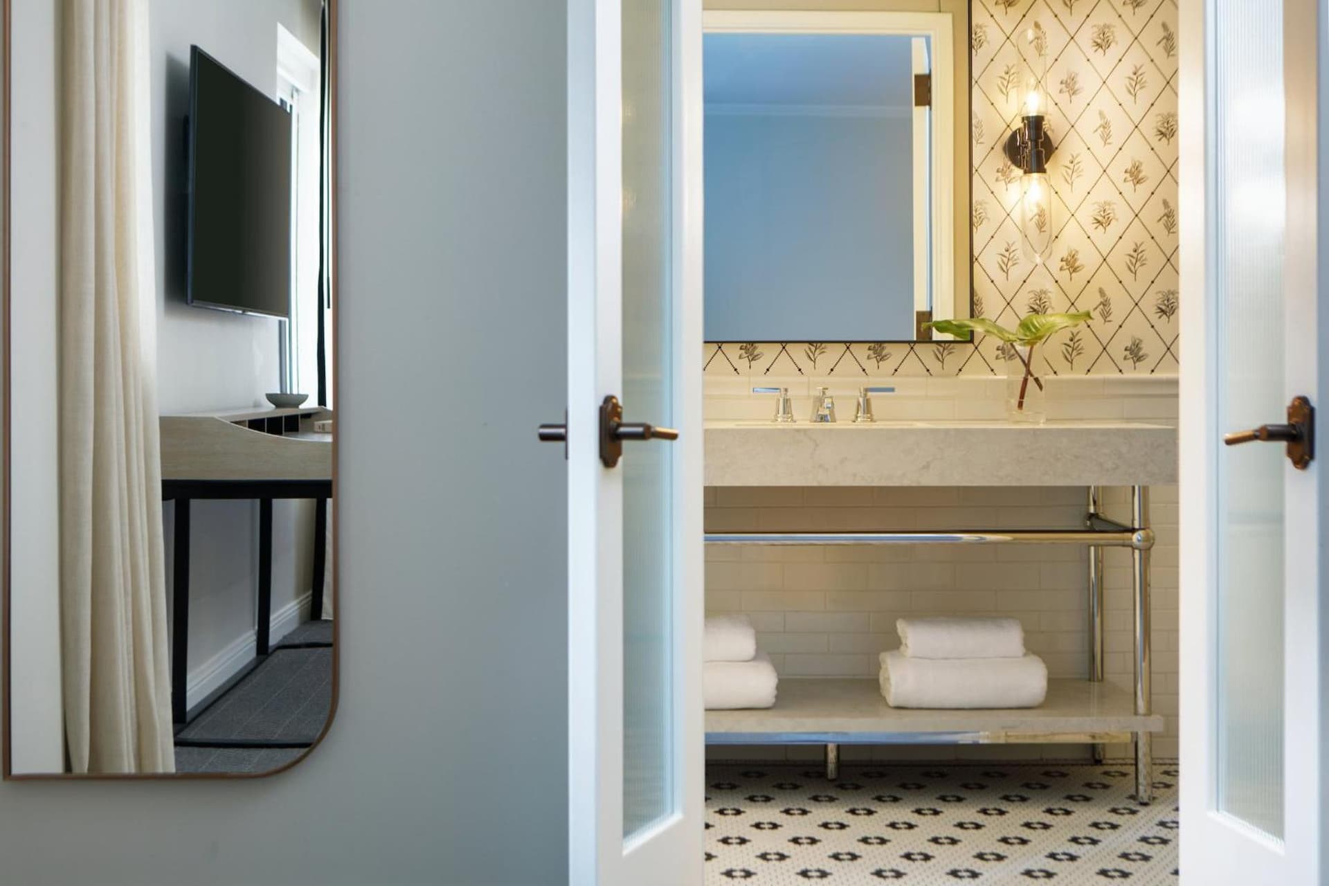 Kimpton Cottonwood Hotel by IHG gallery photo in Omaha, NE — image 80