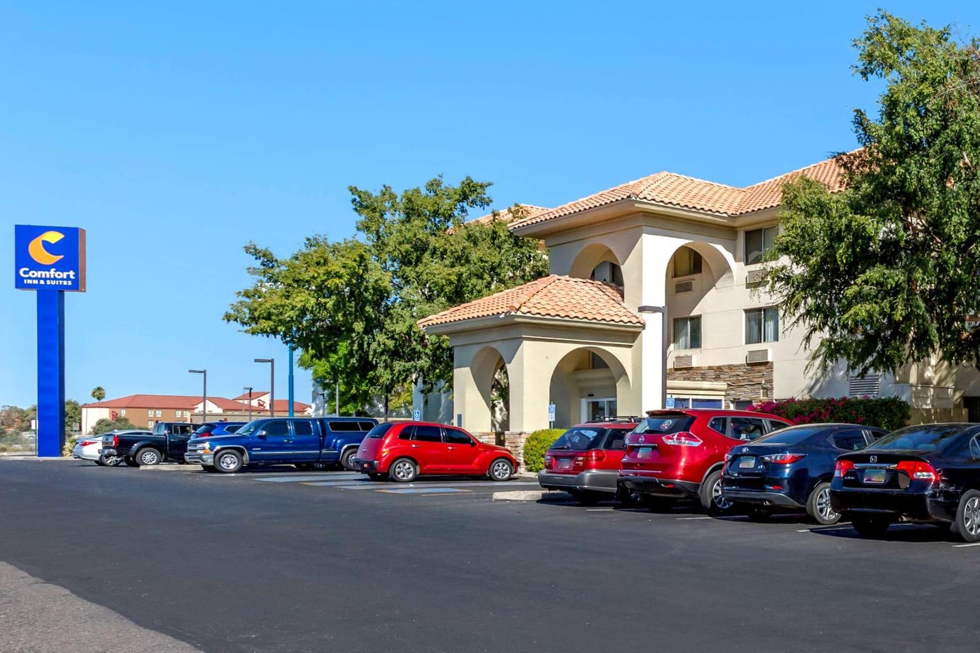 Comfort Inn & Suites Phoenix North - Deer Valley interior in Phoenix, AZ — gallery photo 2