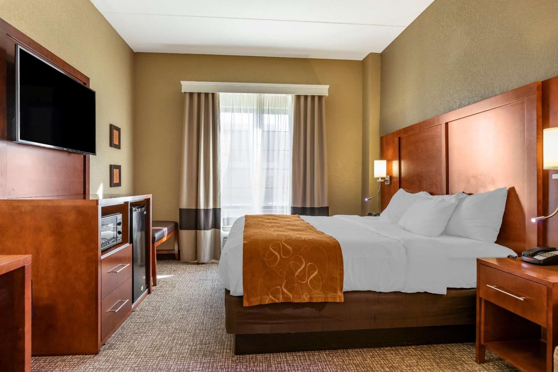 Comfort Suites Grand Rapids South gallery photo in Grand Rapids, MI — image 37