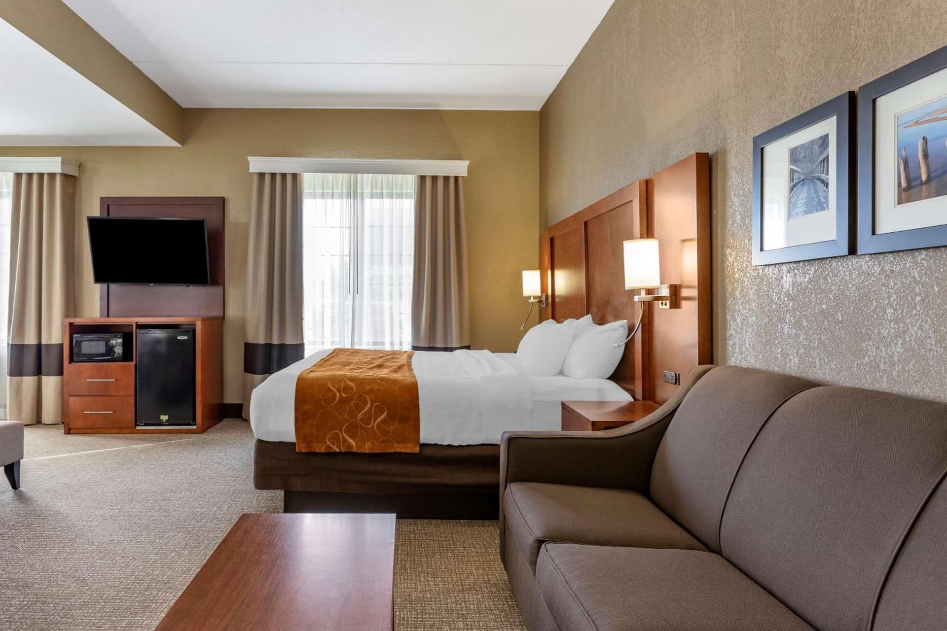 Comfort Suites Grand Rapids South gallery photo in Grand Rapids, MI — image 22