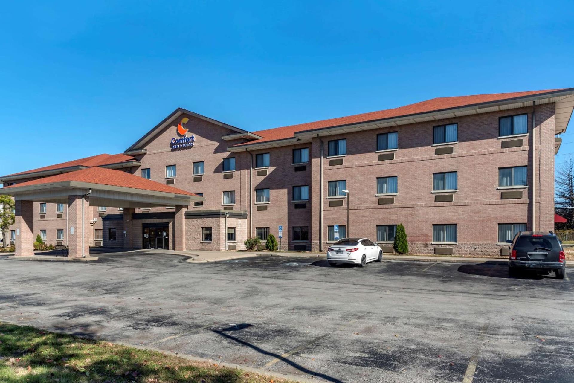Comfort Inn & Suites Lees Summit - Kansas City featured exterior or lobby in Lees Summit, MO — similar hotel