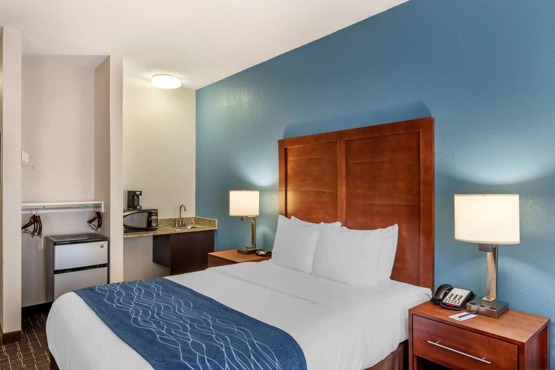 Comfort Inn & Suites Lees Summit - Kansas City gallery photo in Lees Summit, MO — image 8