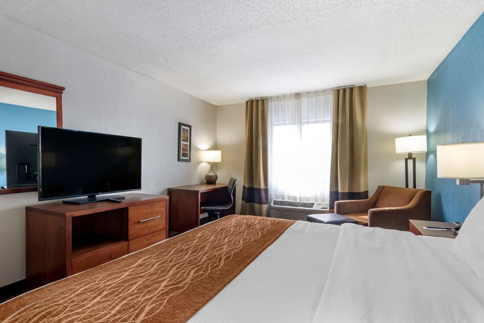 Comfort Inn & Suites Lees Summit - Kansas City gallery photo in Lees Summit, MO — image 30
