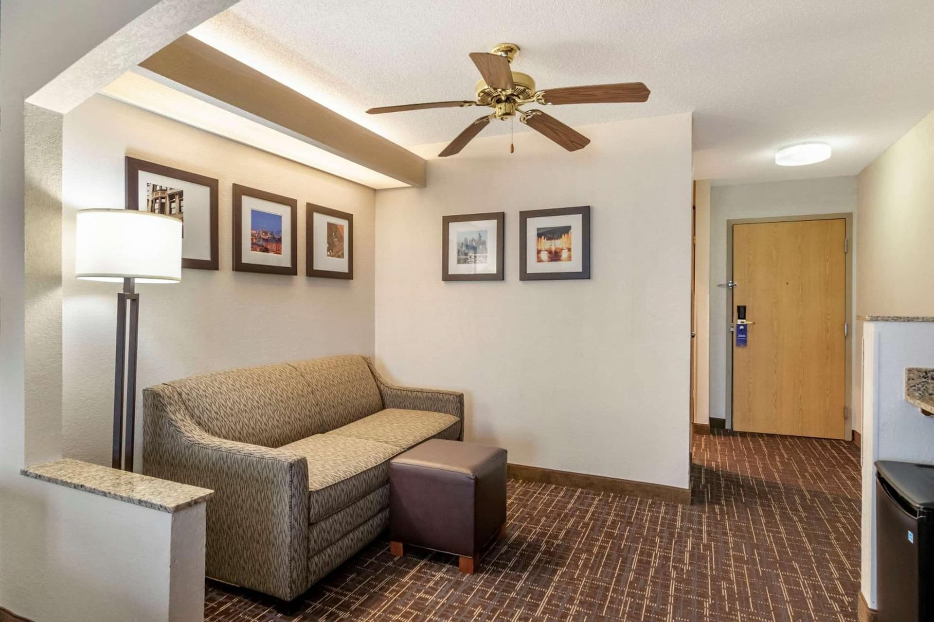 Comfort Inn & Suites Lees Summit - Kansas City gallery photo in Lees Summit, MO — image 23