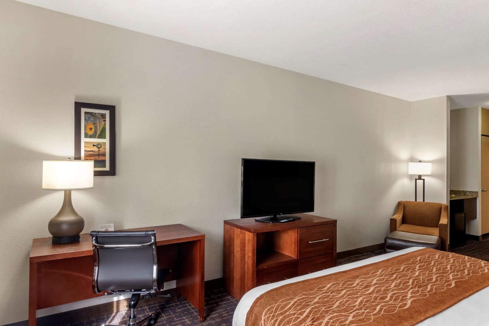 Comfort Inn & Suites Lees Summit - Kansas City gallery photo in Lees Summit, MO — image 22