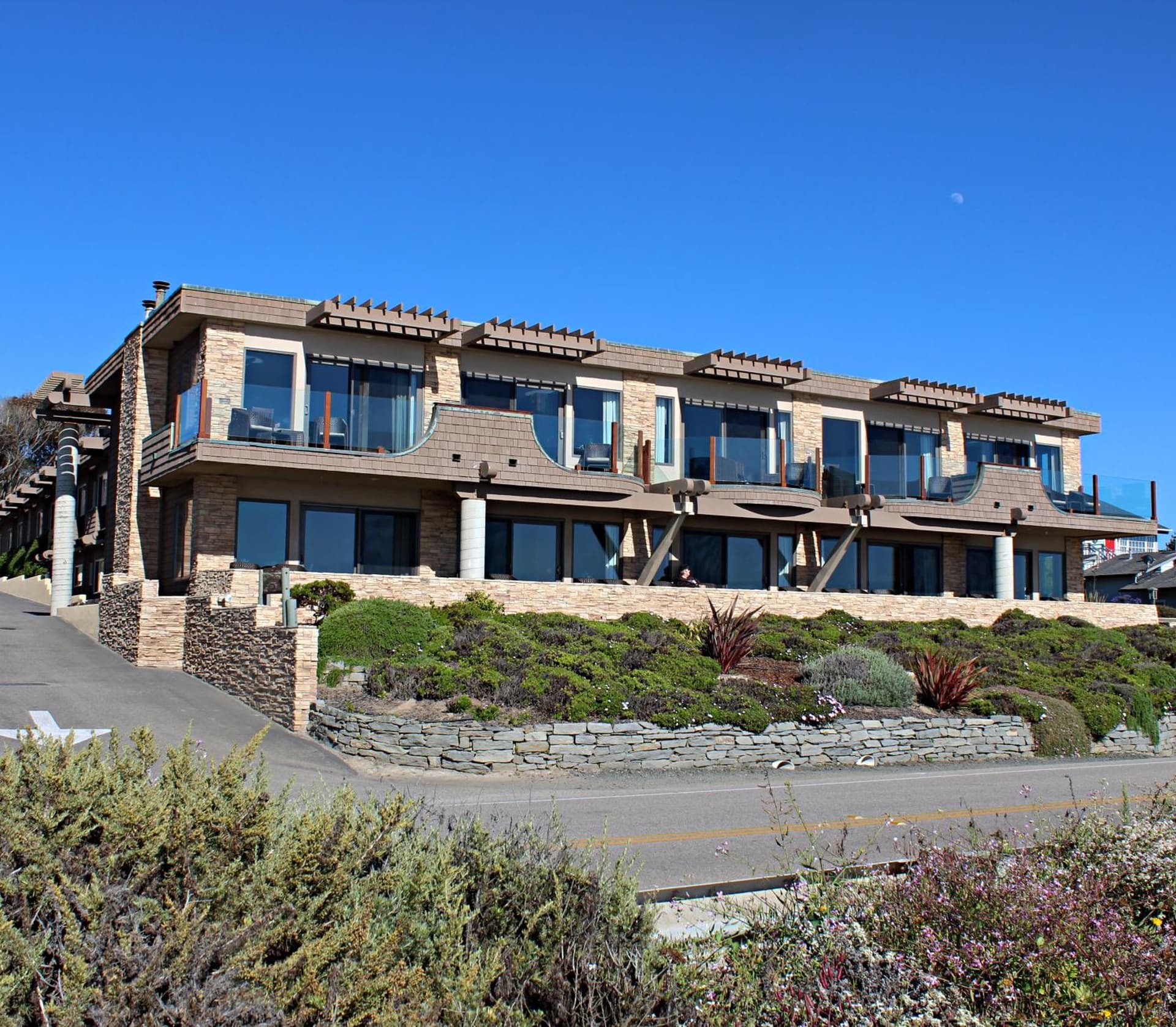 Moonstone Landing featured exterior or lobby in Cambria, CA — similar hotel