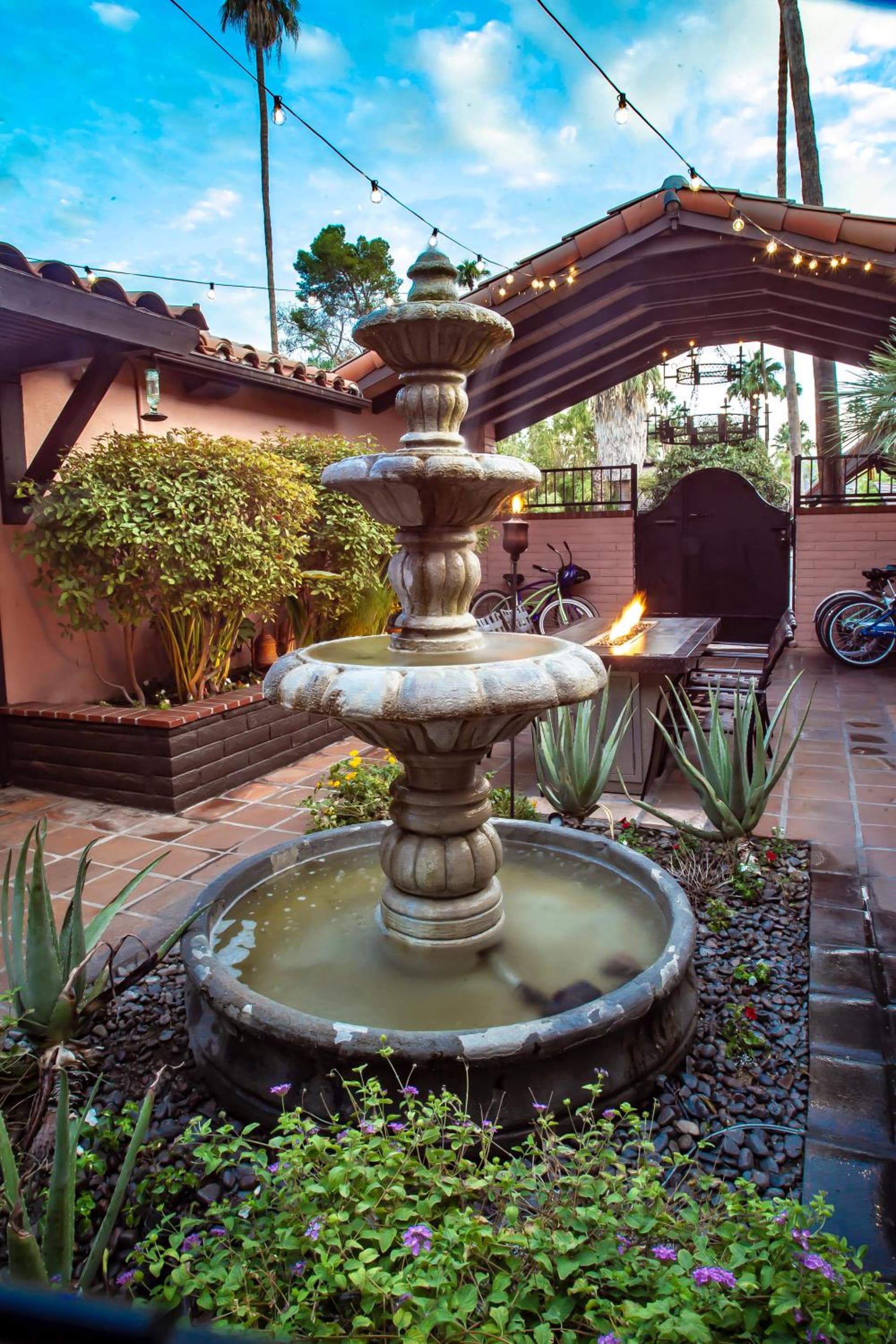 Hotel California - A Town & Desert Boutique Hotel gallery photo in Palm Springs, CA — image 111