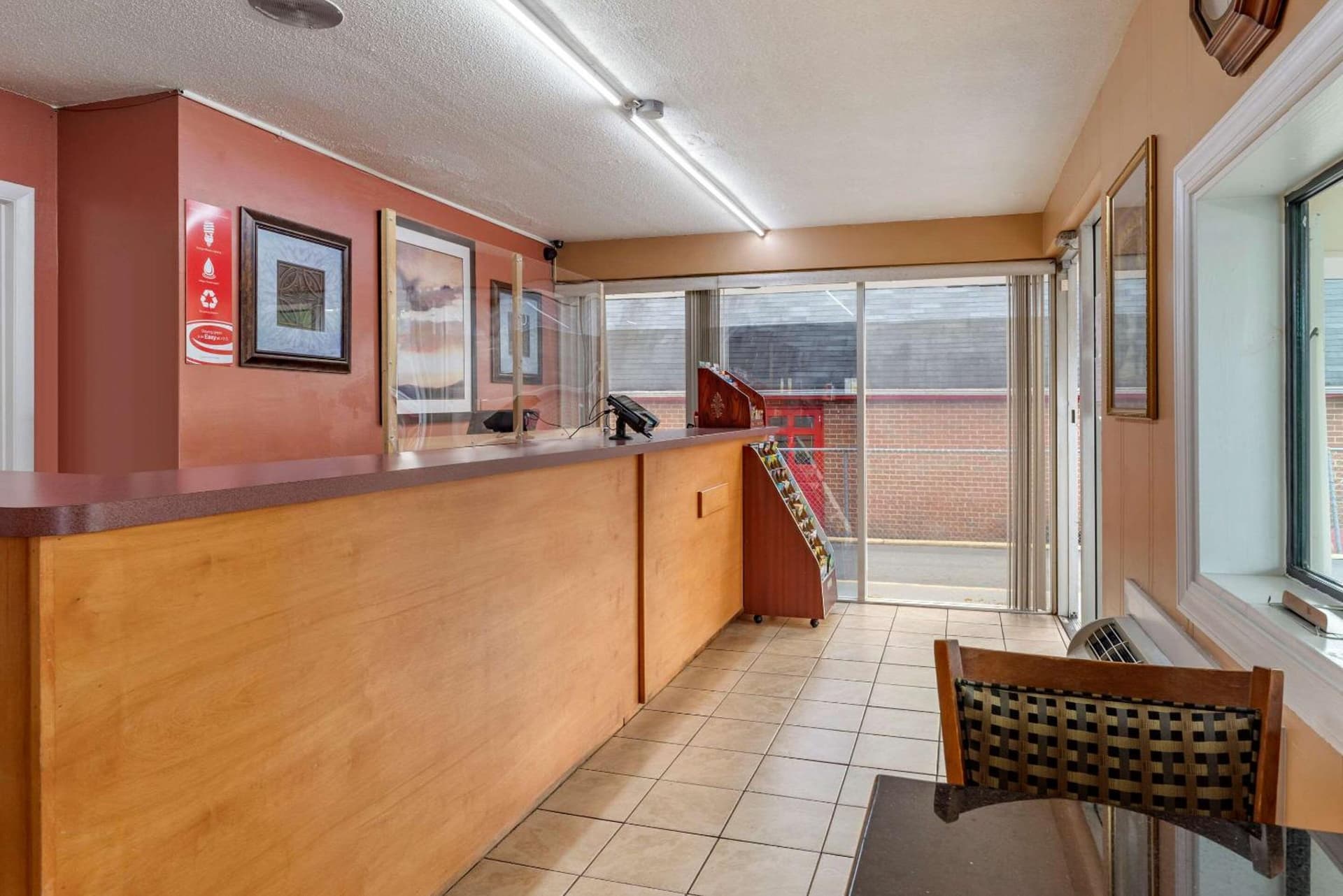 Econo Lodge Charlottesville North - University Area gallery photo in Charlottesville, VA — image 13