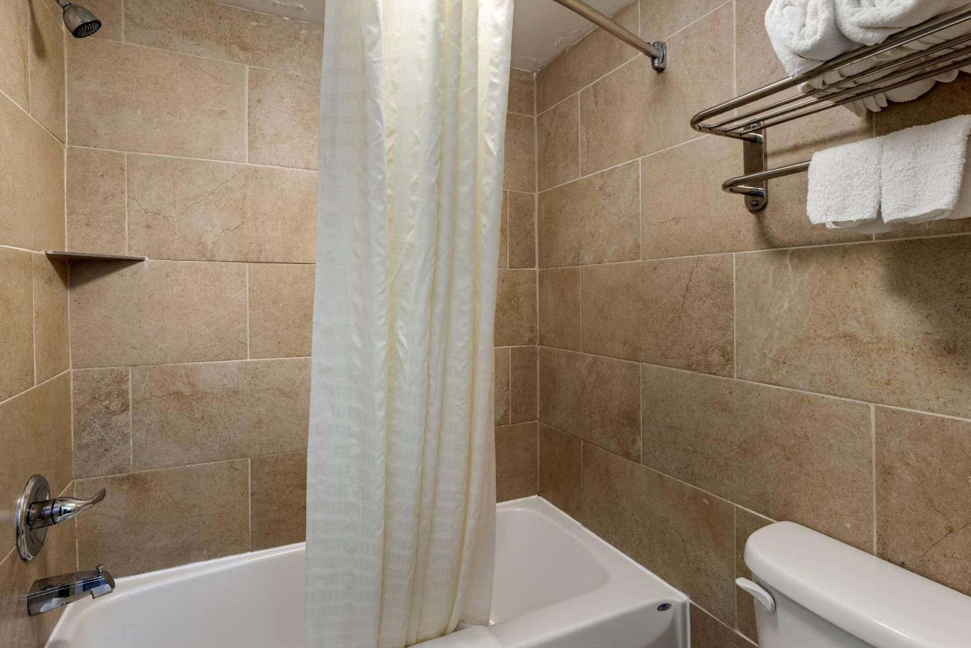 Econo Lodge Charlottesville North - University Area gallery photo in Charlottesville, VA — image 15