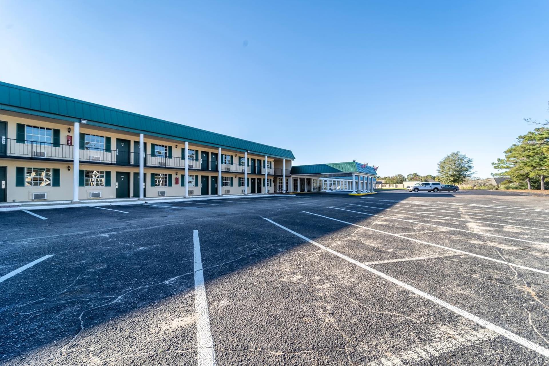 Dothan National Golf Club and Hotel featured exterior or lobby in Dothan, AL — similar hotel