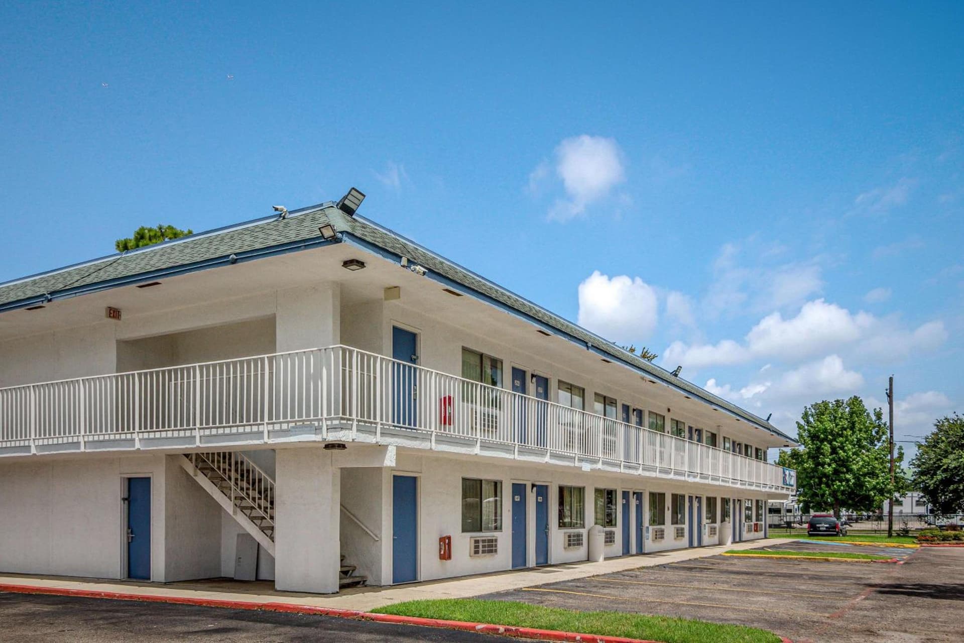 Motel 6-Conroe, TX property views in Conroe, TX — gallery photo 3