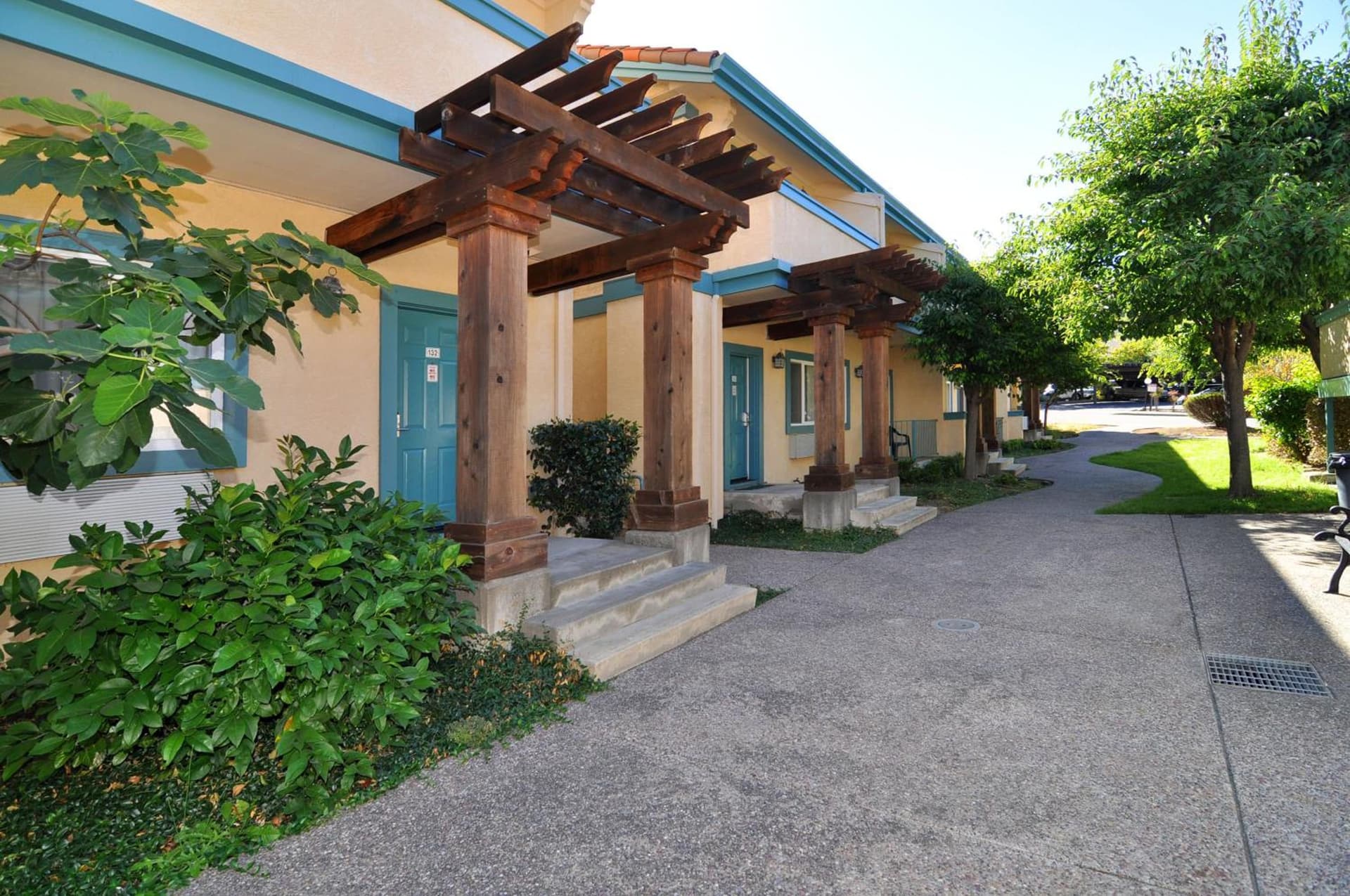 Marinwood Inn & Suites featured exterior or lobby in Novato, CA — similar hotel
