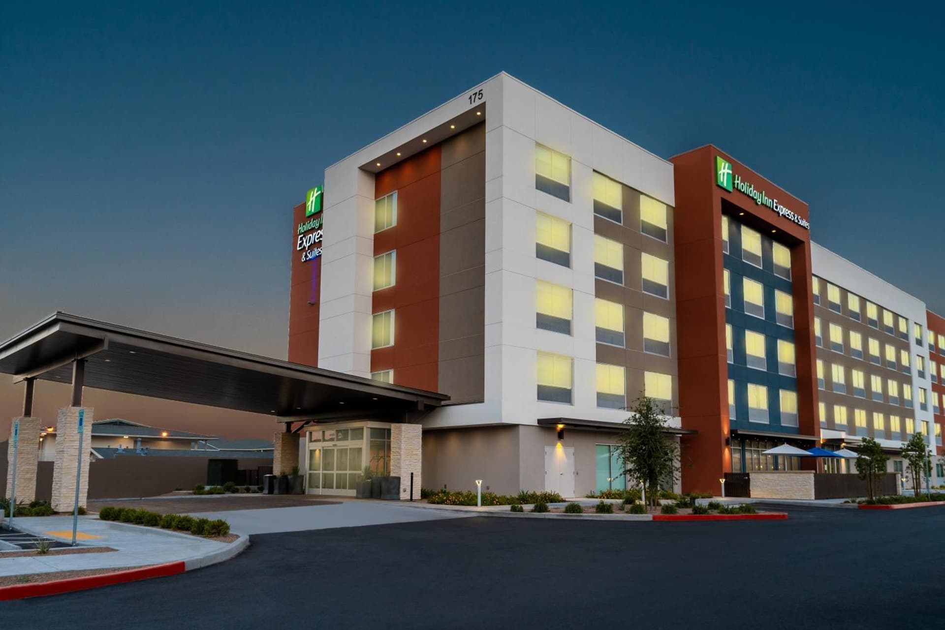 Holiday Inn Express & Suites - Las Vegas - E Tropicana by IHG — hotel in Las Vegas, Nevada