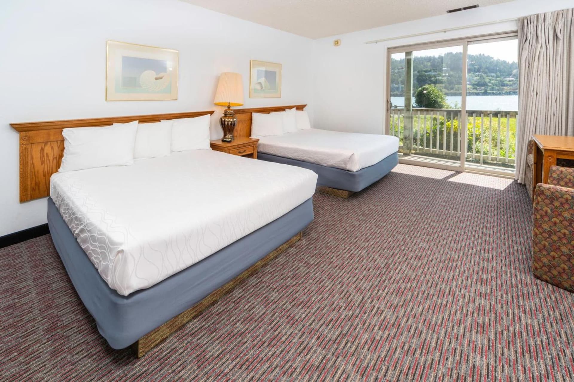 Jot's Resort interior in Gold Beach, OR — gallery photo 2