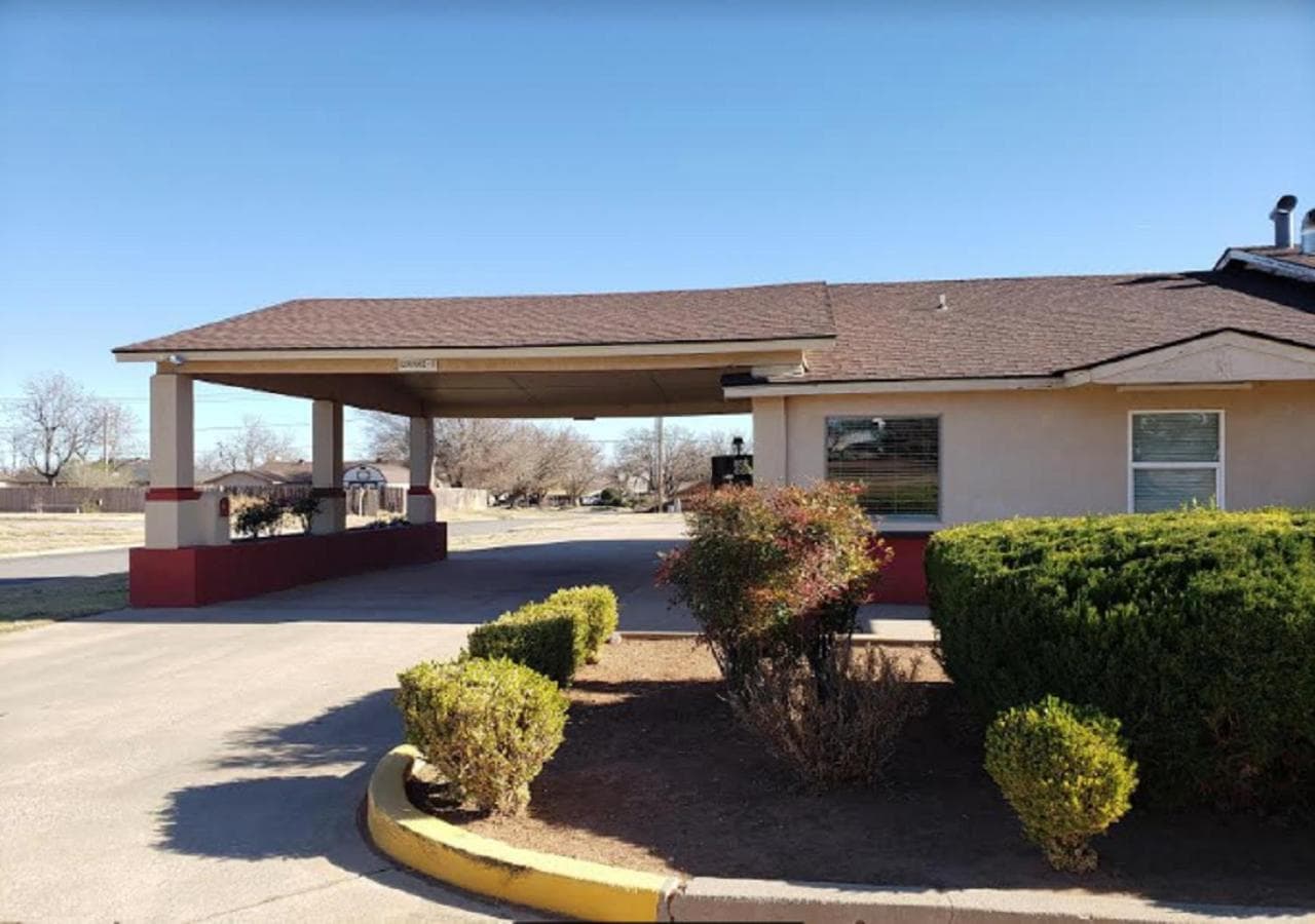 Executive Inn Woodward interior in Woodward, OK — gallery photo 2