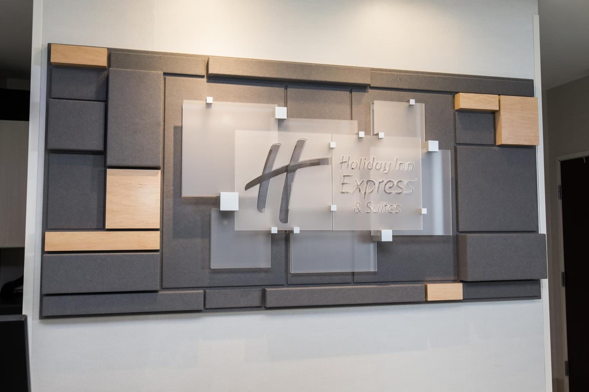 Holiday Inn Express Hotel & Suites Clinton by IHG property views in Clinton, MS — gallery photo 3
