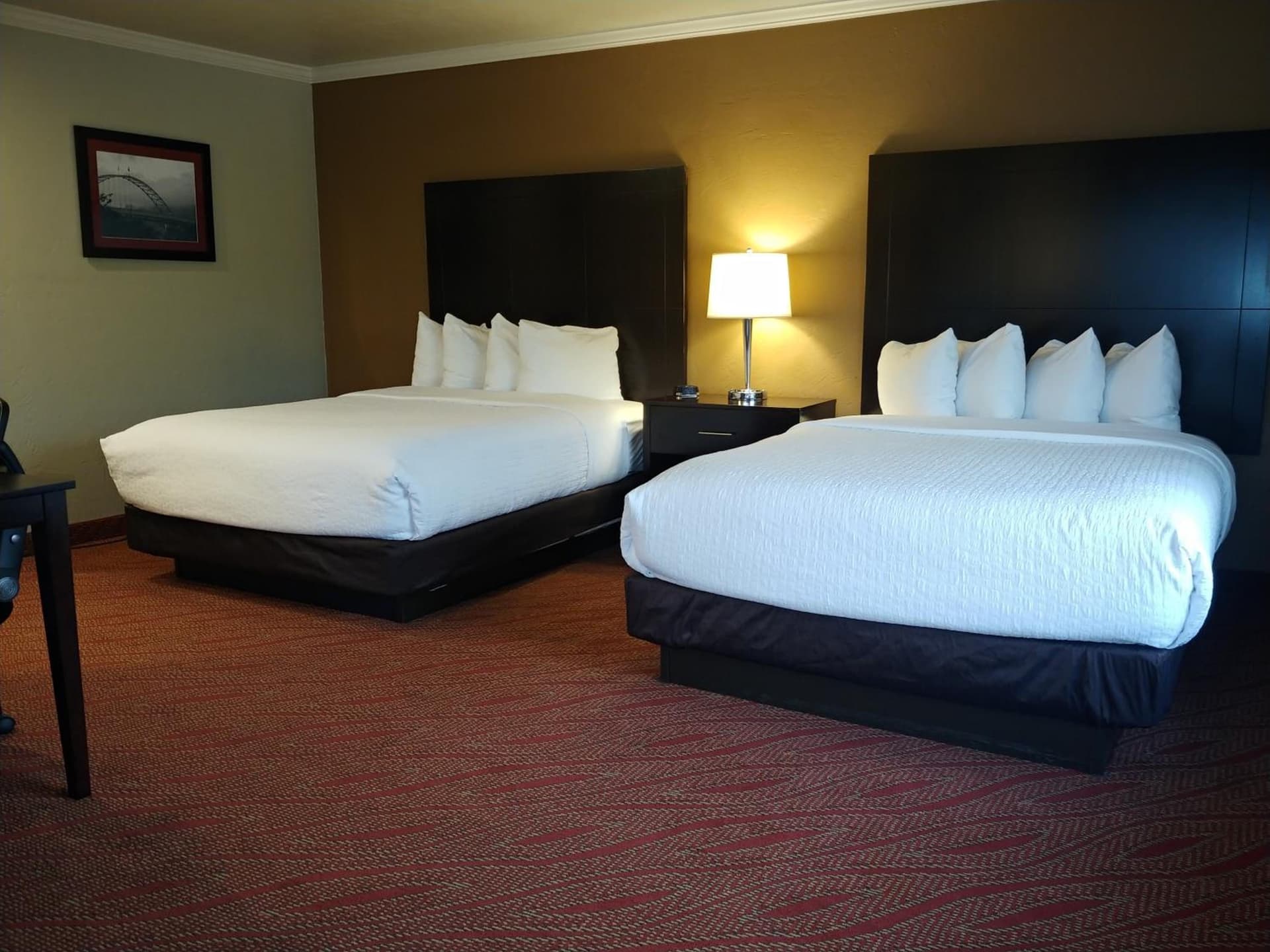 Best Western Plus Parkway Inn gallery photo in Wilsonville, OR — image 28
