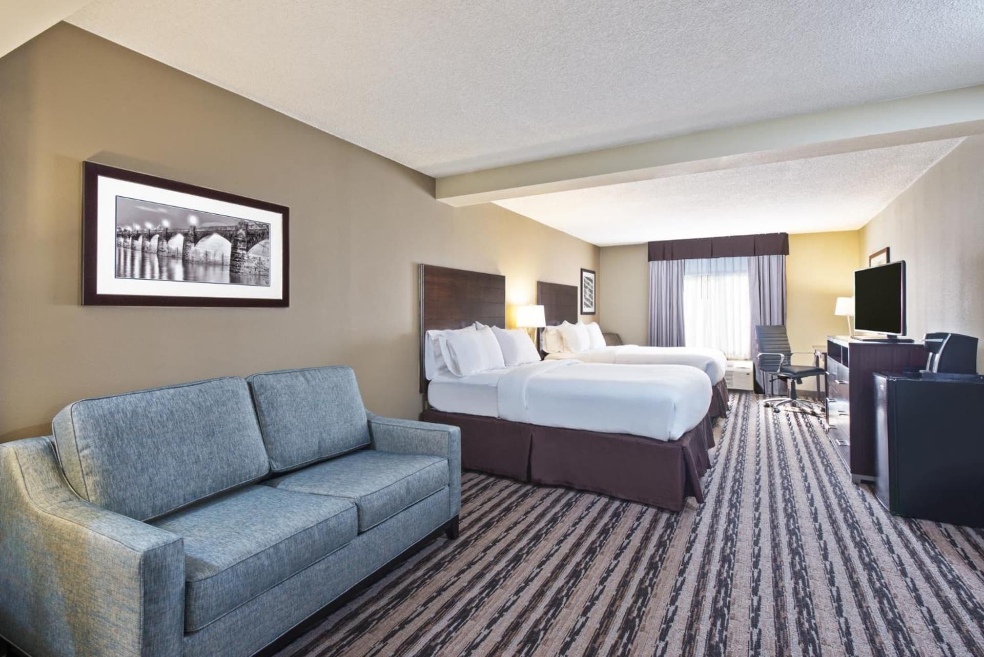 Holiday Inn Harrisburg East by IHG property views in Middletown, PA — gallery photo 3