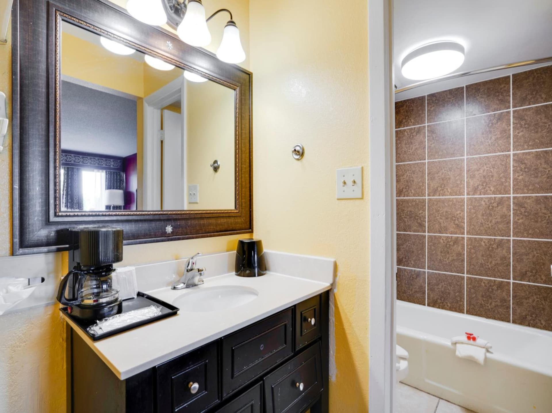 OYO Hotel Wade/Fayetteville I-95 South gallery photo in Fayetteville, NC — image 18