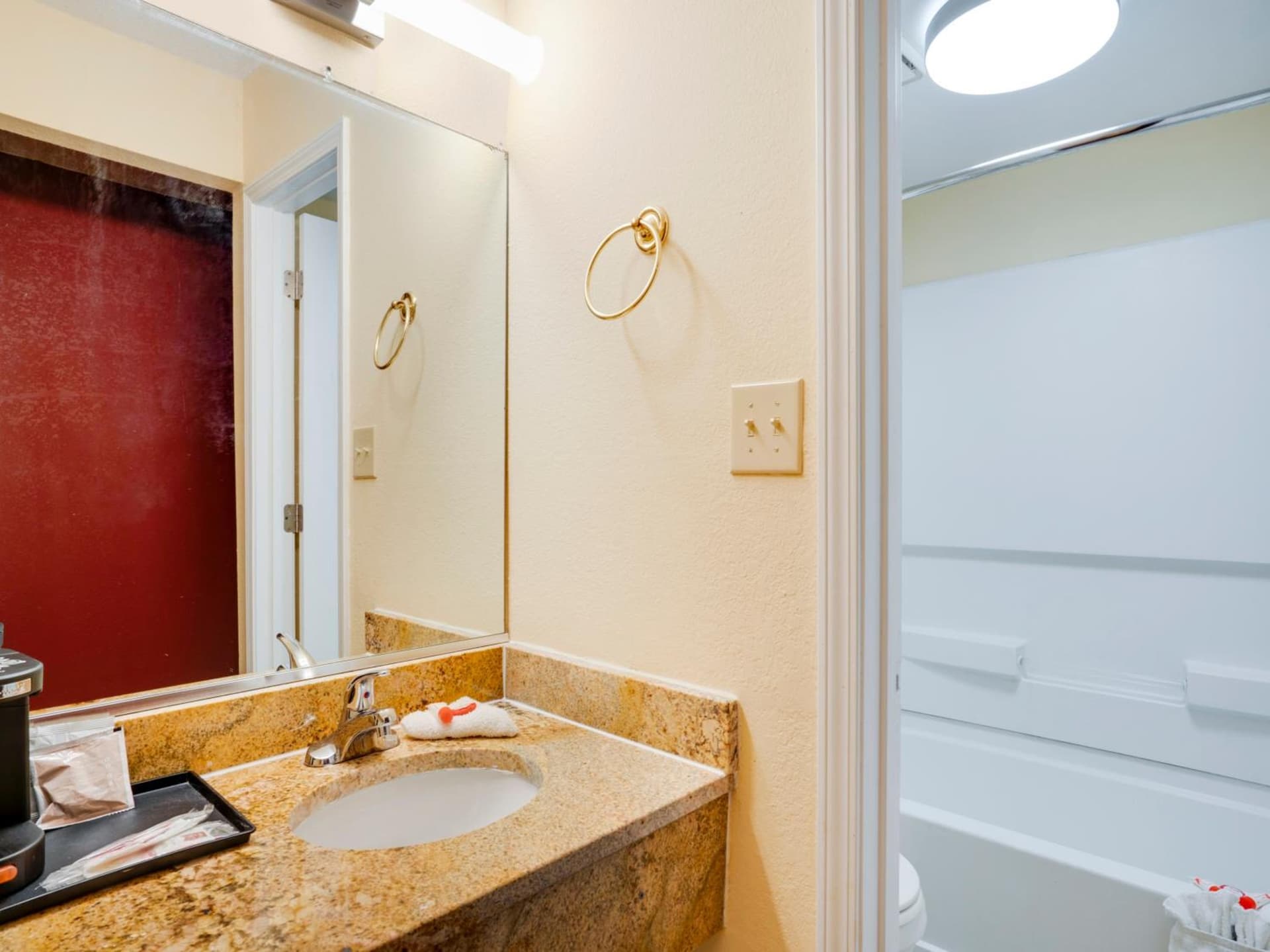 OYO Hotel Wade/Fayetteville I-95 South gallery photo in Fayetteville, NC — image 8