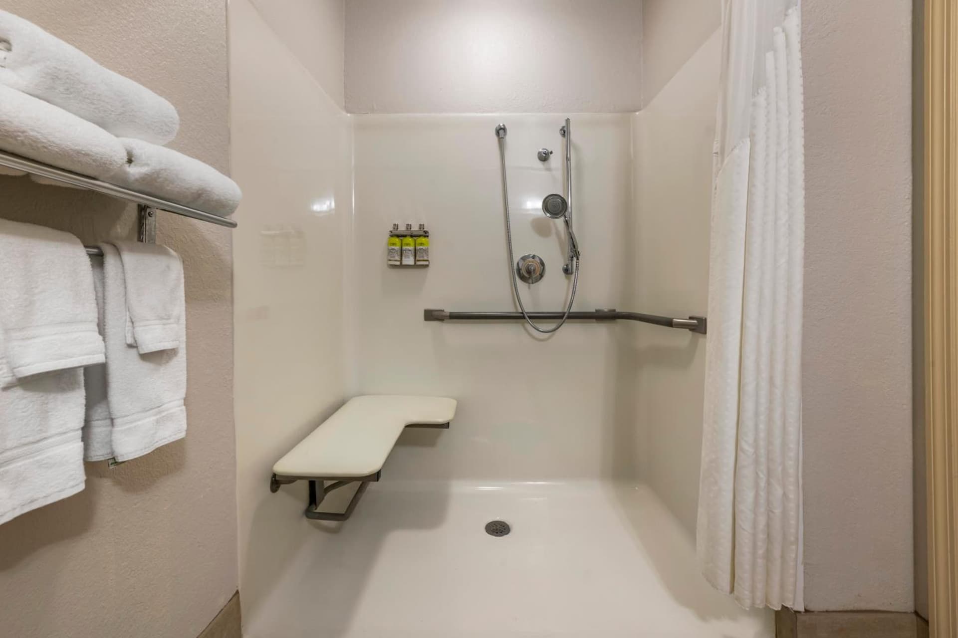 Holiday Inn Express Hotel & Suites - The Villages by IHG gallery photo in The Villages, FL — image 113