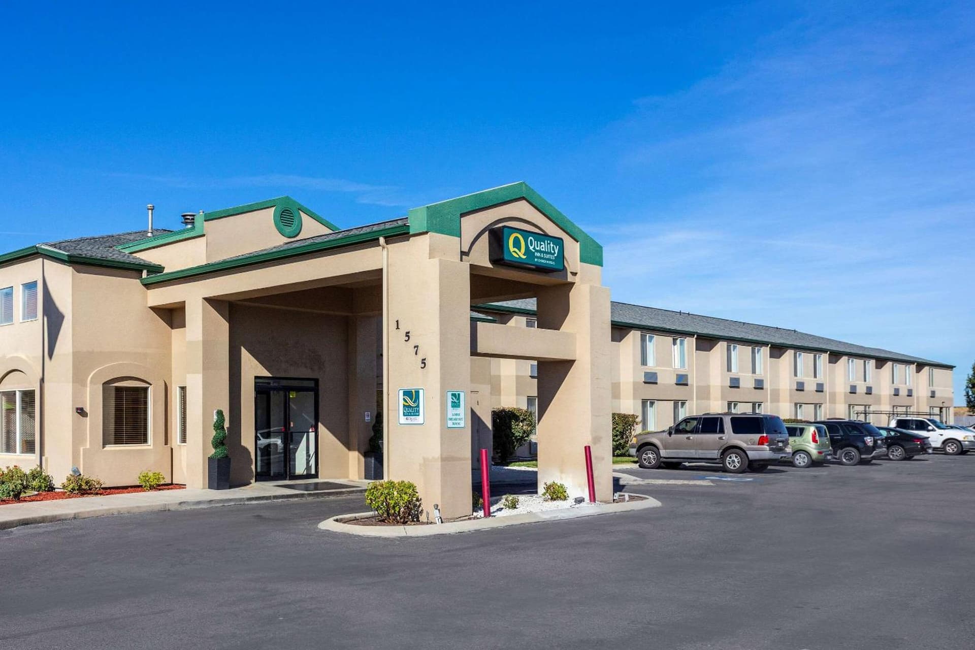 Quality Inn & Suites Meridian - West Boise exterior or lobby in Meridian, ID — main listing photo