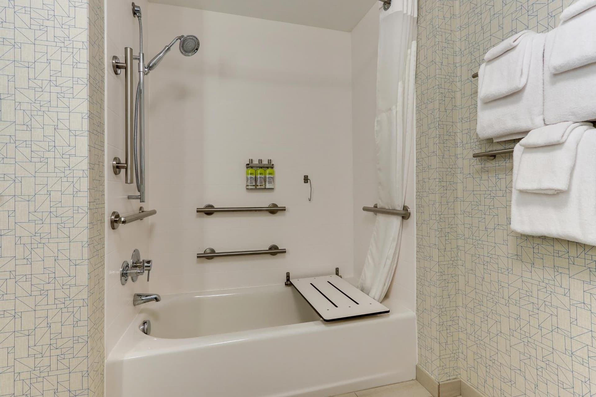 Holiday Inn Express & Suites - Saugerties - Hudson Valley by IHG gallery photo in Saugerties, NY — image 126
