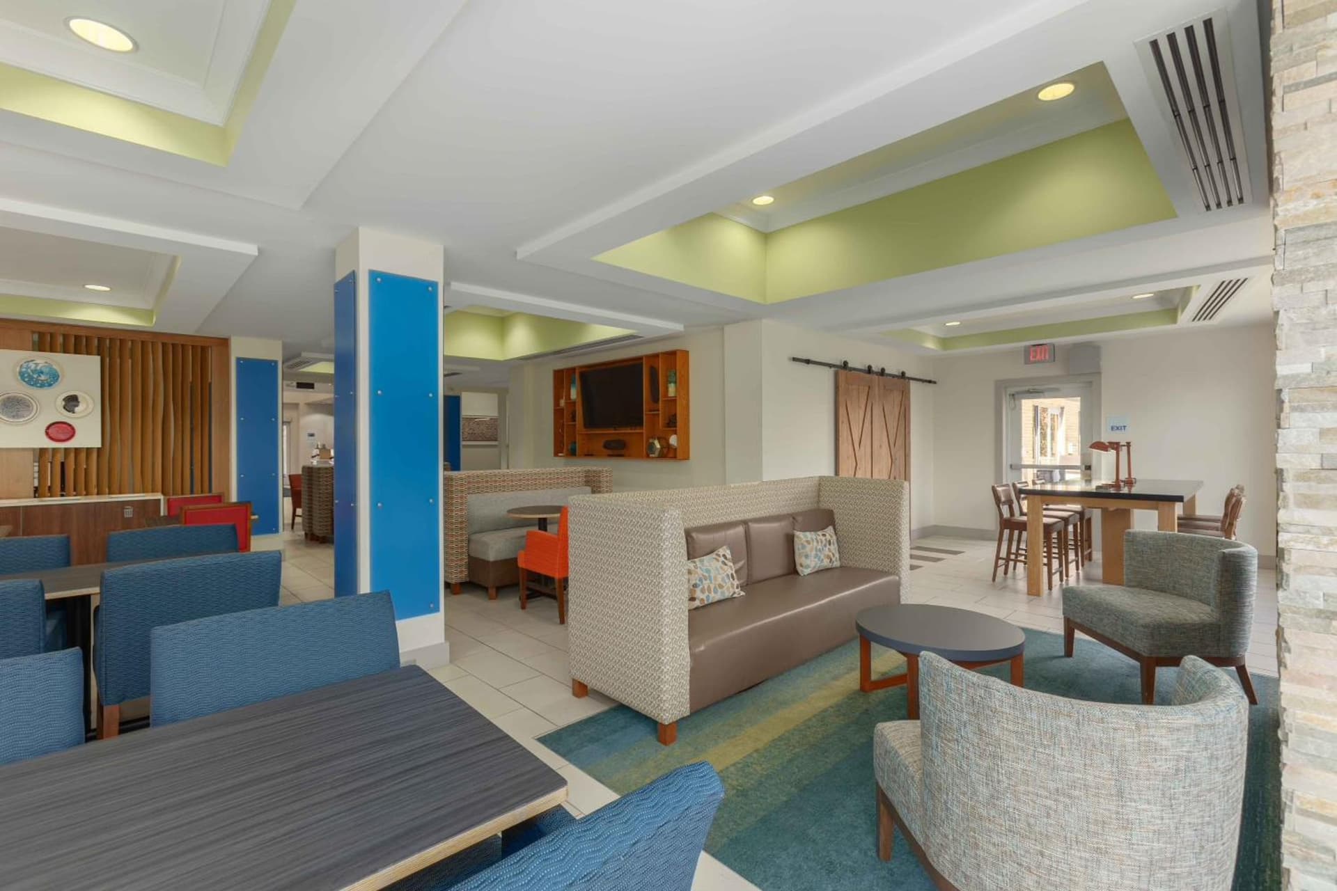 Holiday Inn Express Hotel & Suites Binghamton University-Vestal by IHG gallery photo in Vestal — image 21
