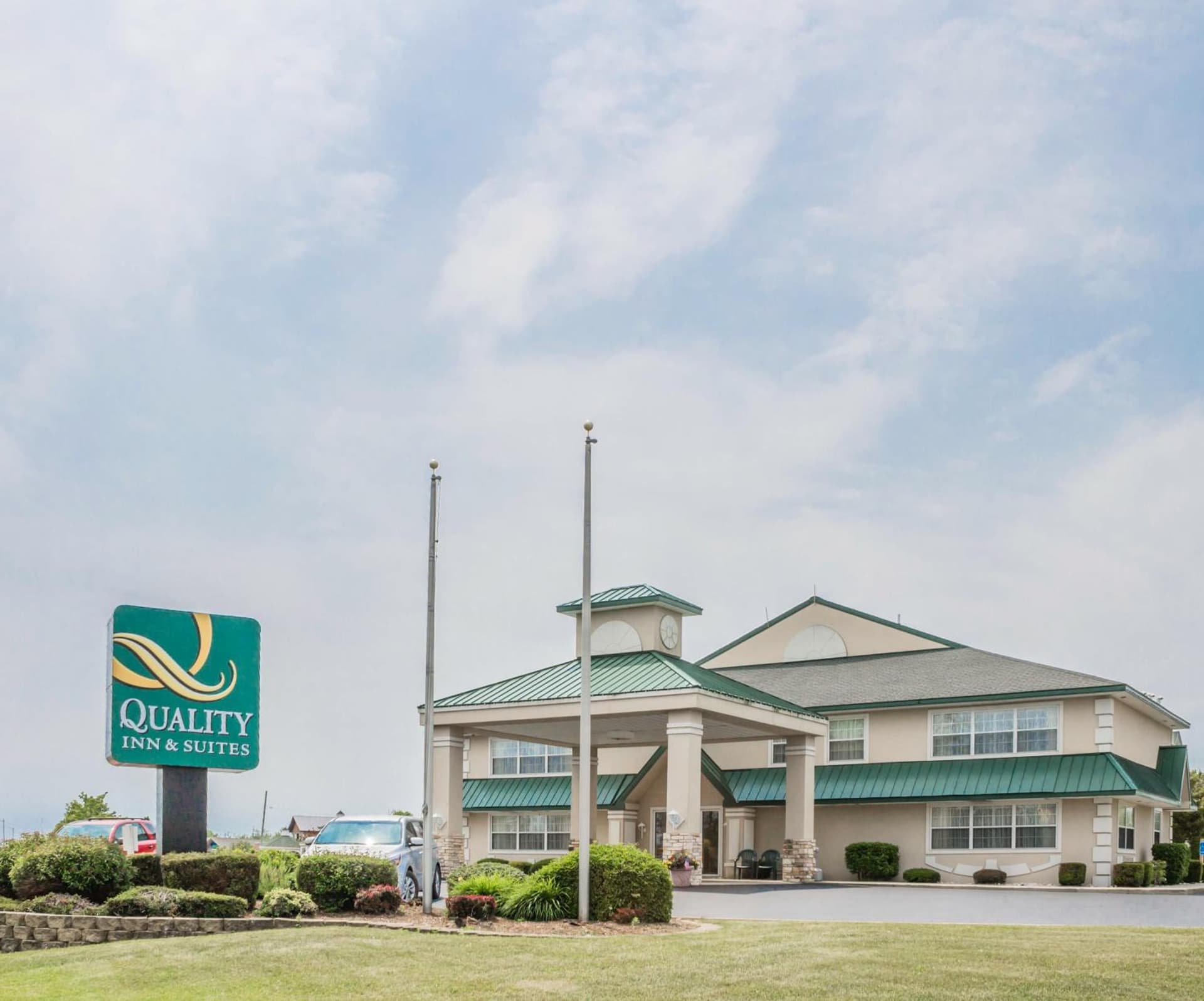 Quality Inn & Suites Manistique featured exterior or lobby in Manistique, MI — similar hotel